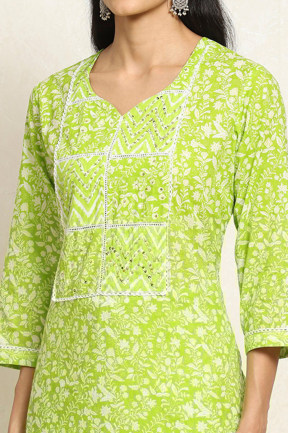 Grey Cotton Floral Printed Unstitched Suit Set image number 2