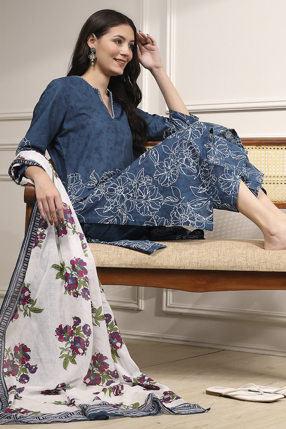 Teal Blue Cotton Printed Straight Suit Set image number 0