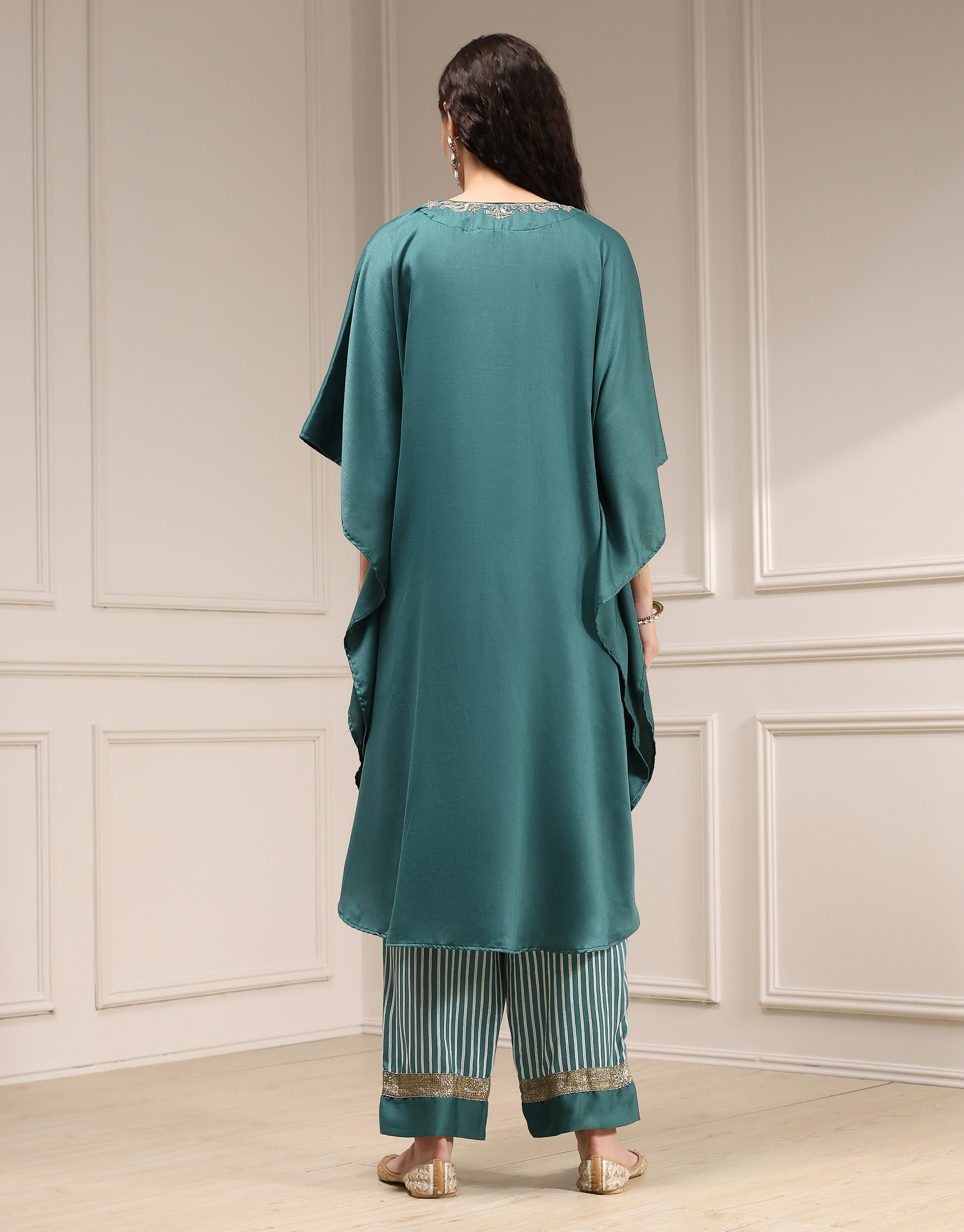 Black Modal Solid Kaftan Fusion Kurta Set image number 3
