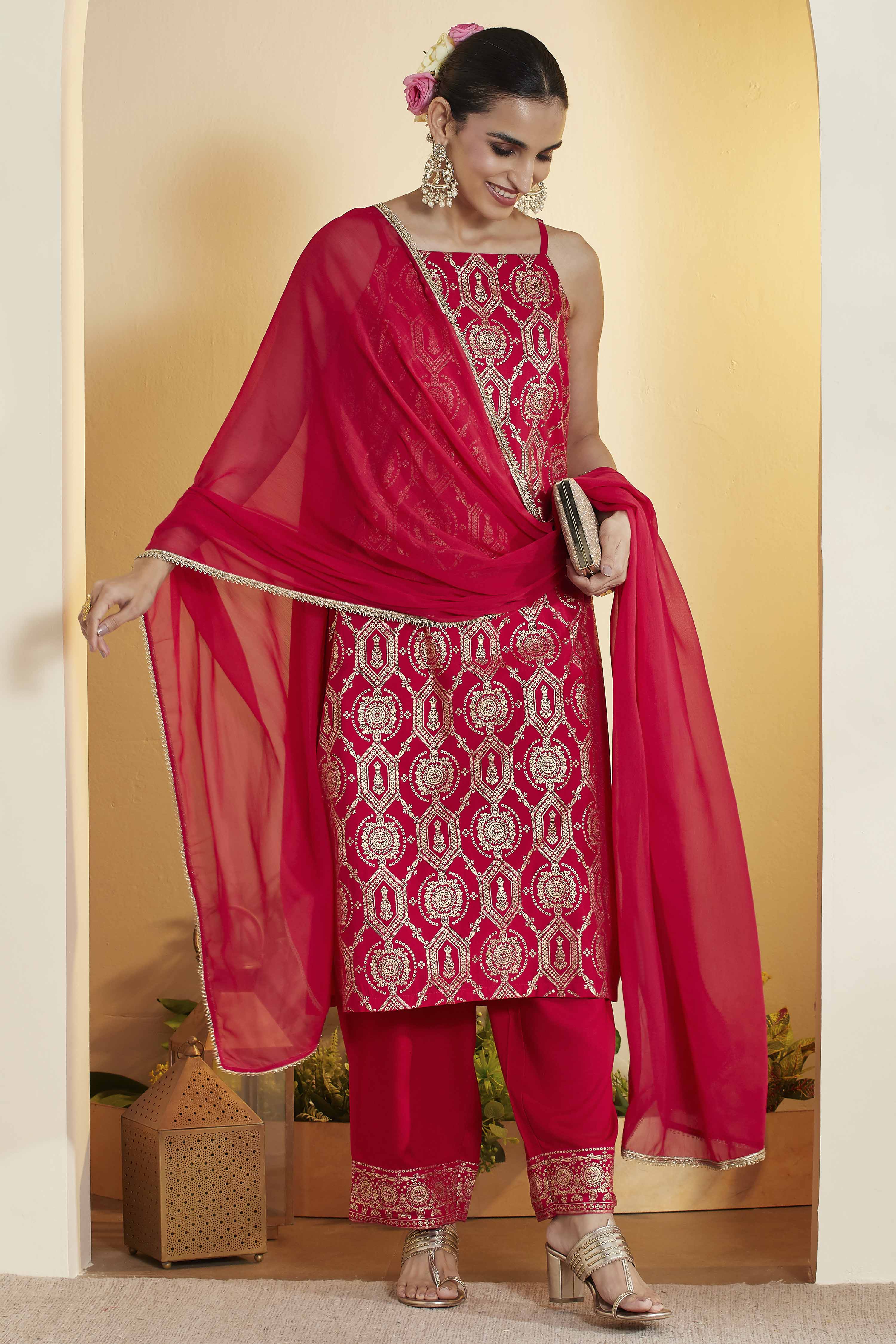 Red Geometric Printed Straight Viscose Blend Kurta Set image number 0