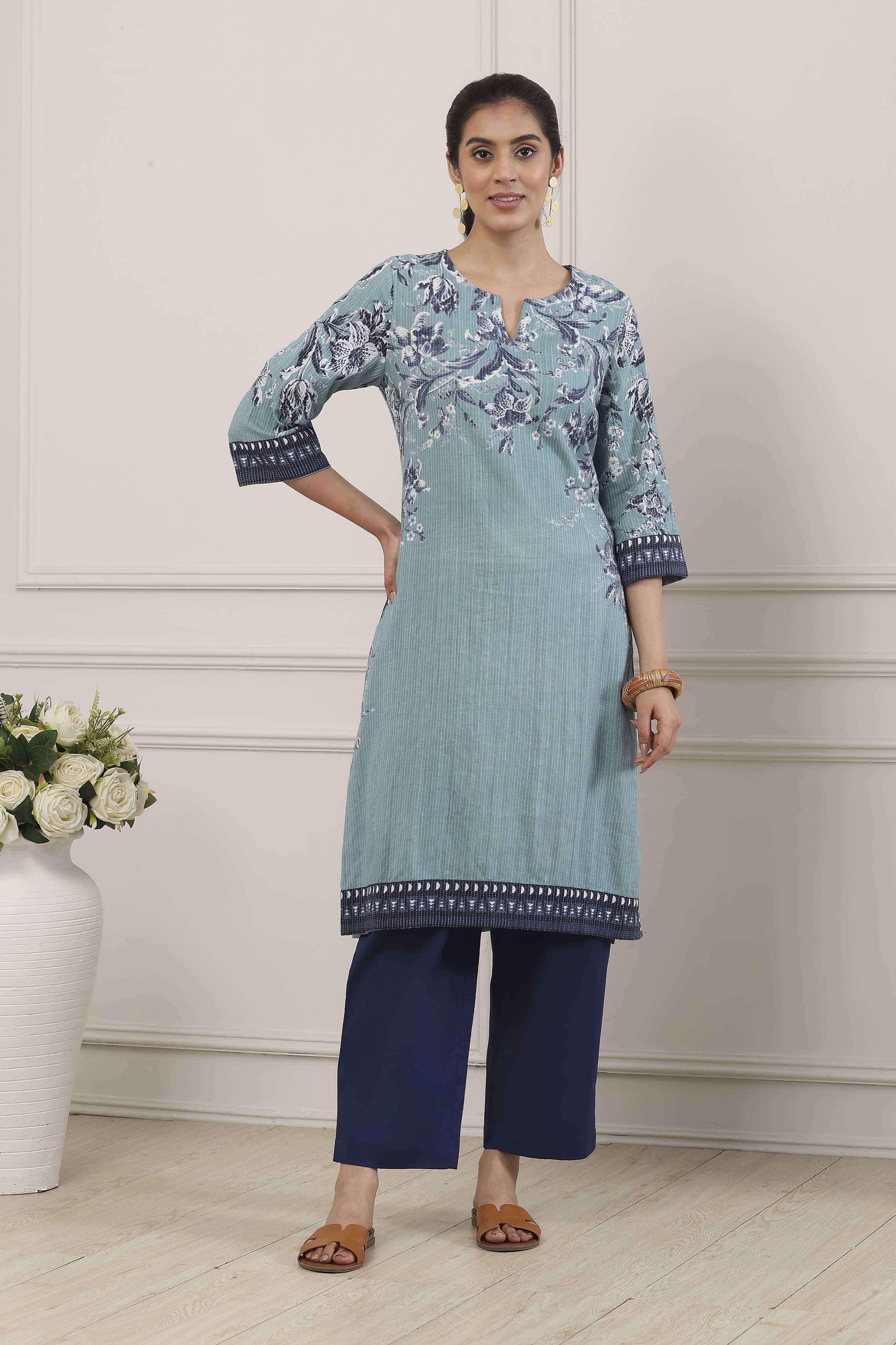 Blue Cotton Floral Printed Straight Kurta image number 5