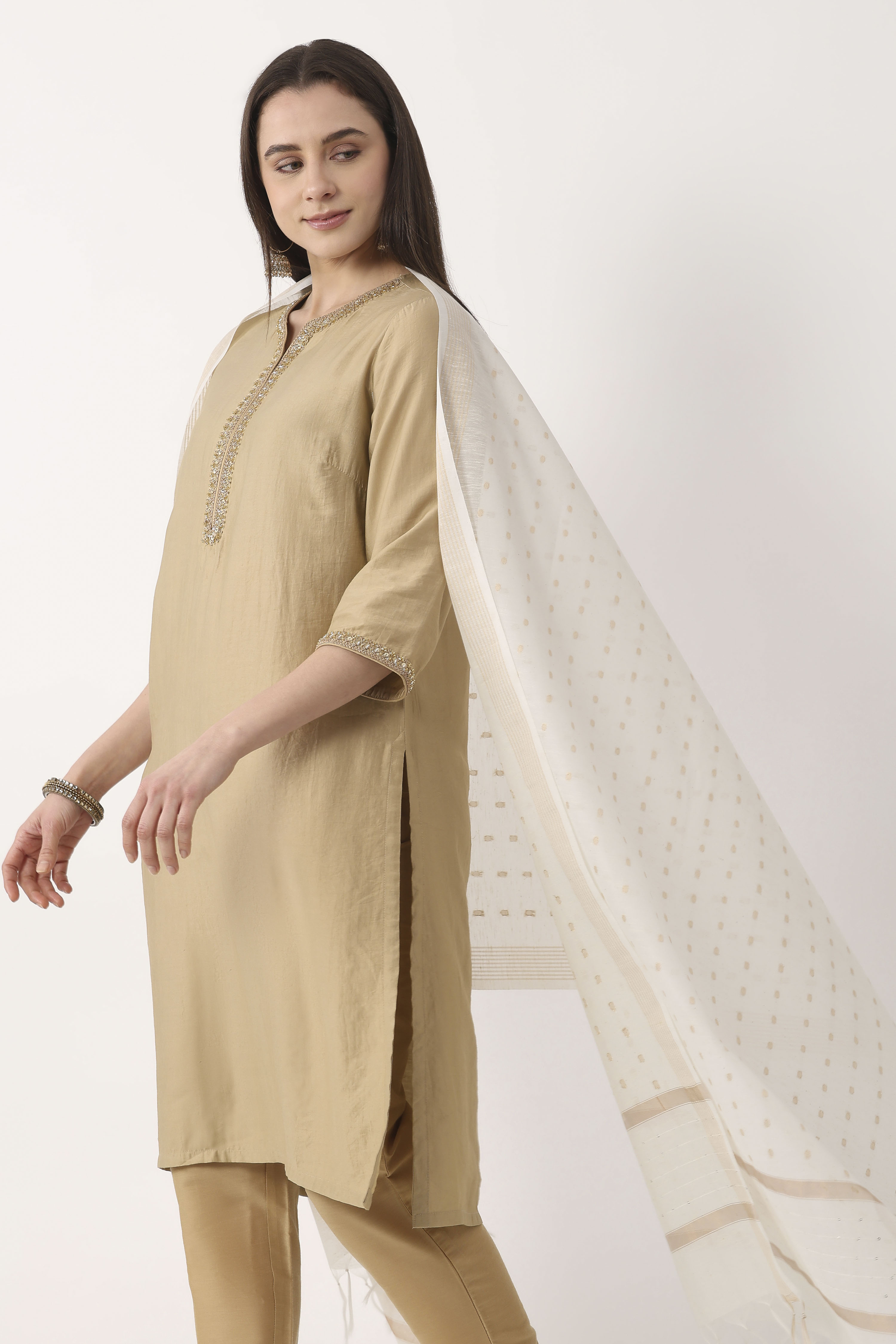 White Striped Tasseled Dupatta image number 1