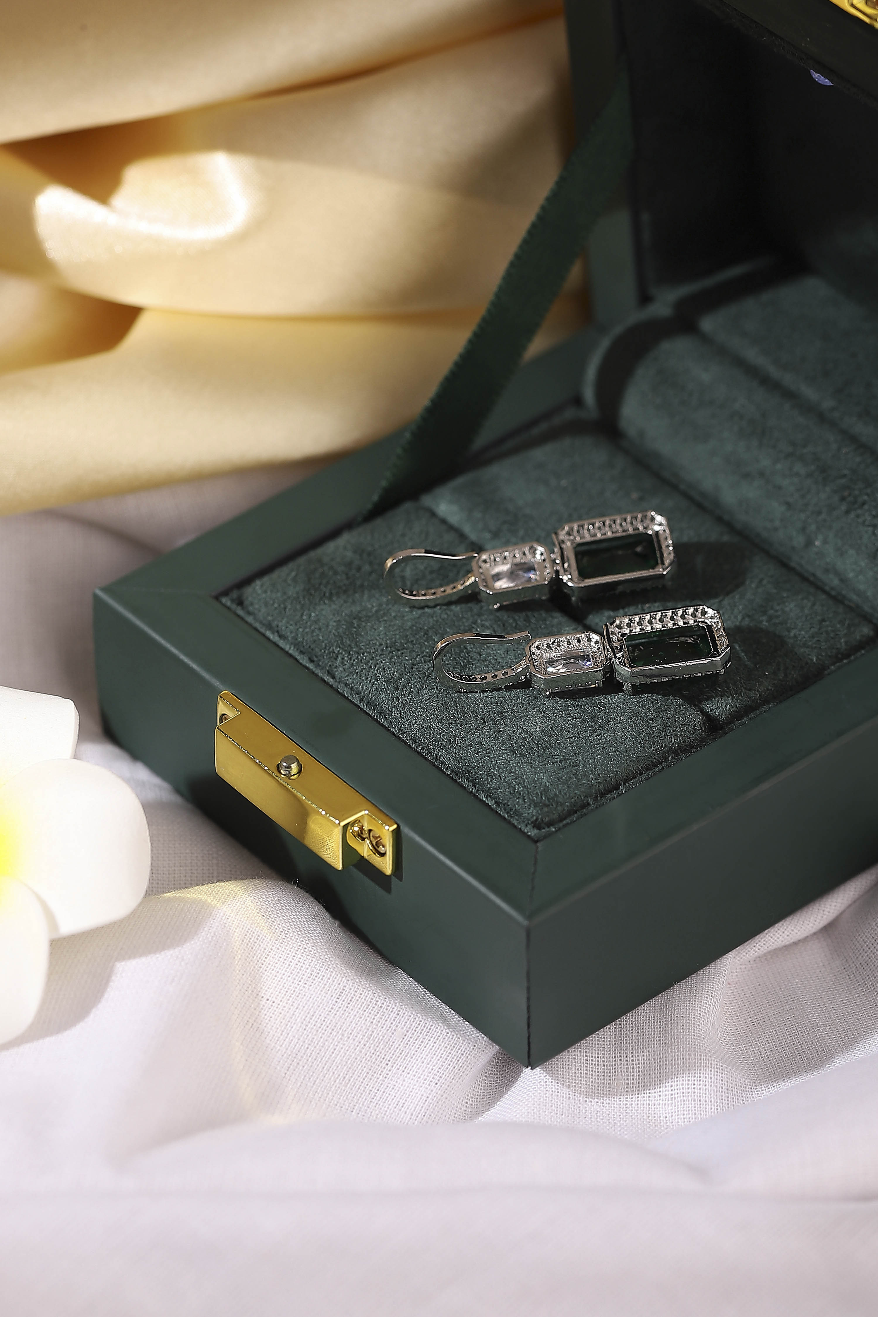 Off White Brass Drop & Danglers image number 2