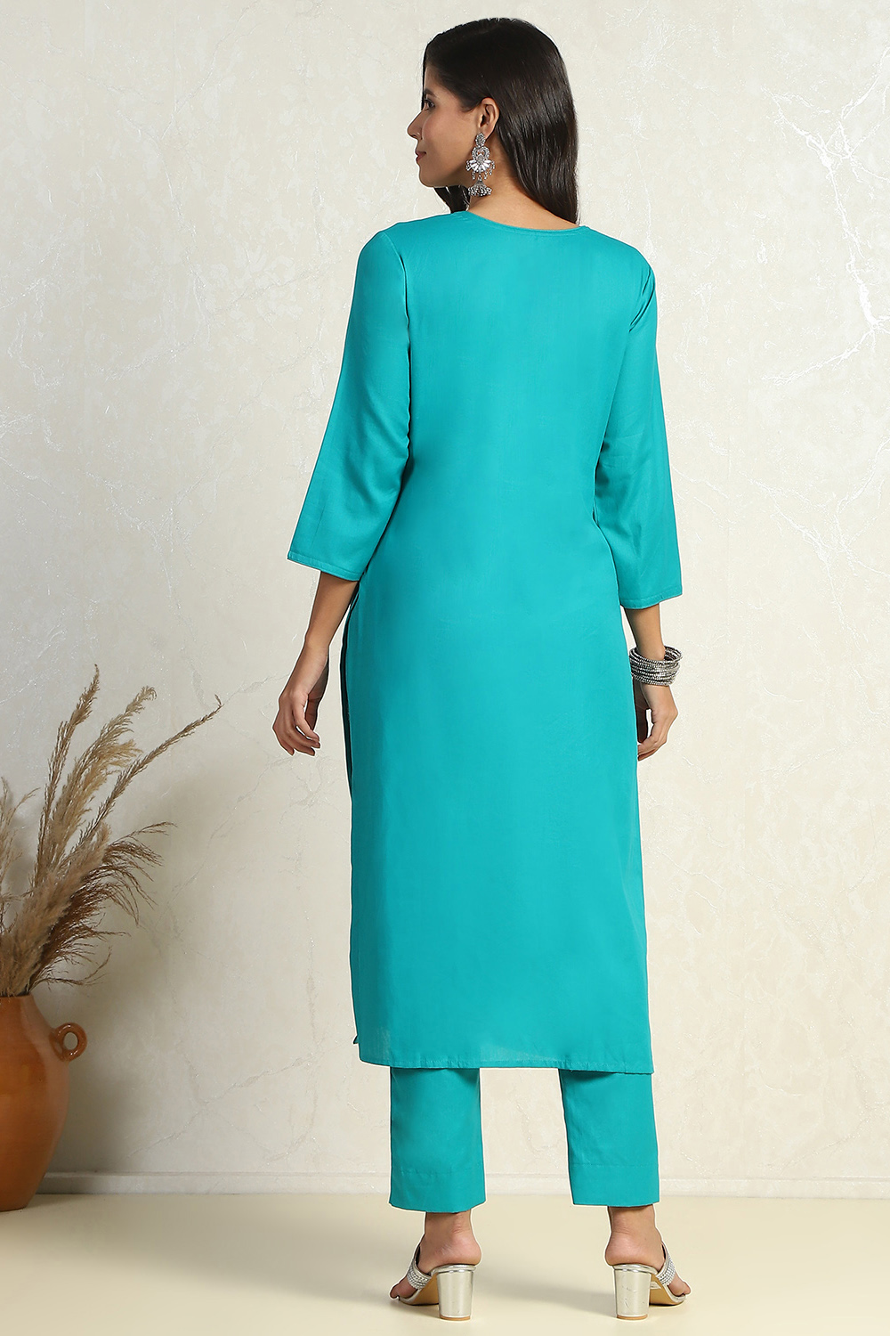 Turquoise Cotton Dyeing Unstitched Suit Set image number 5