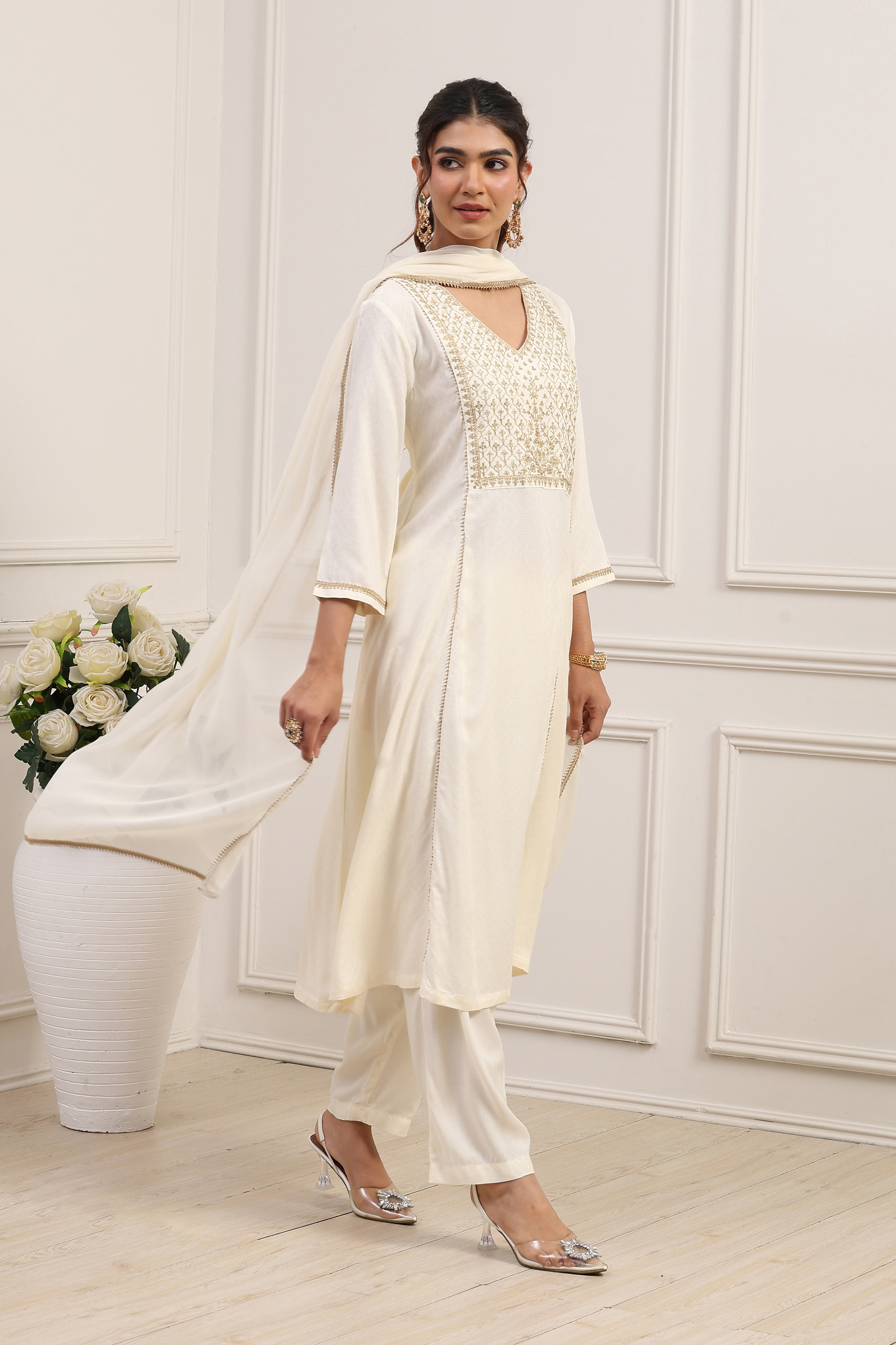 White Viscose Rayon Yoke Design Kalidar Kurta Set image number 5