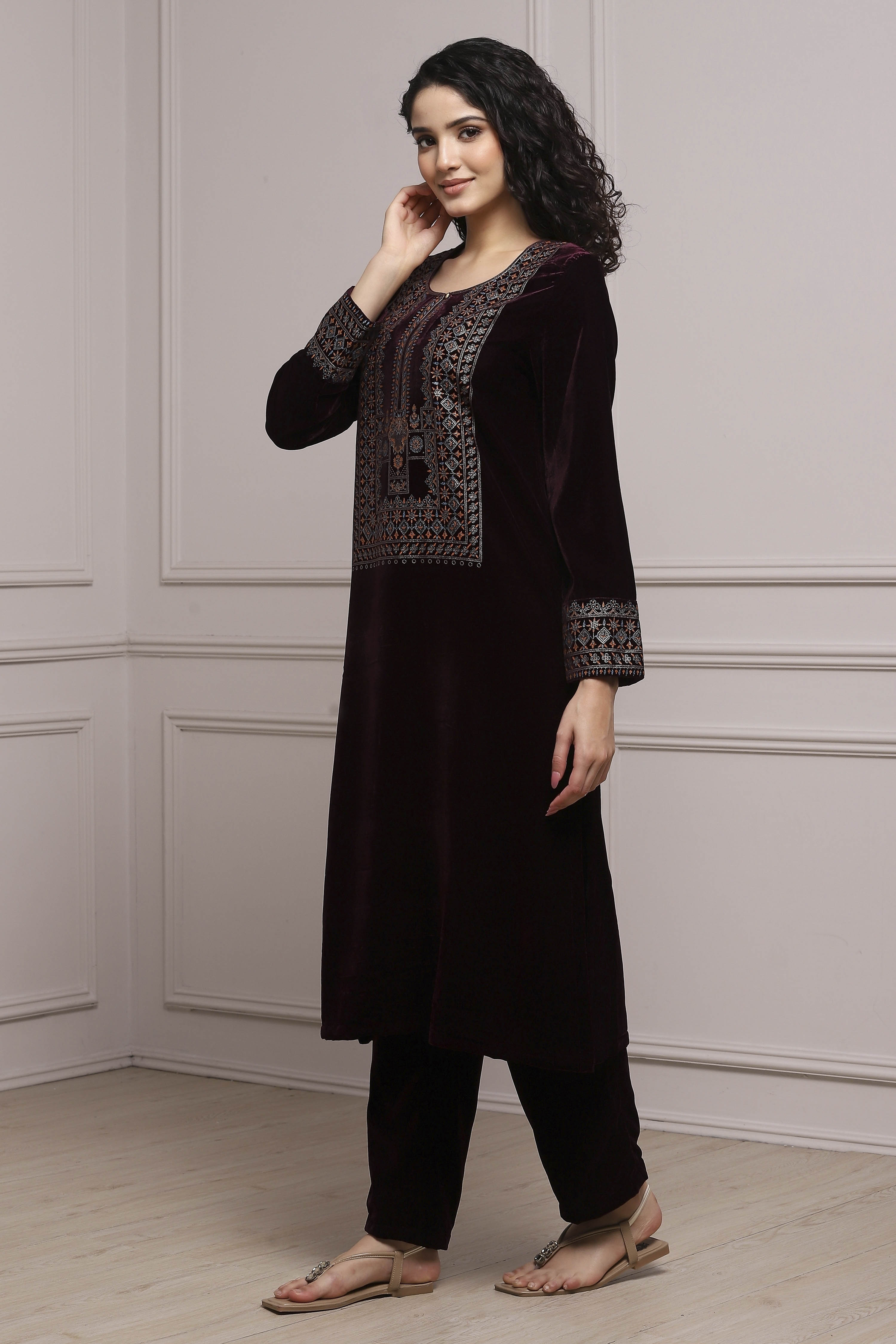 Wine Art Silk Straight Kurta Pants Set image number 2