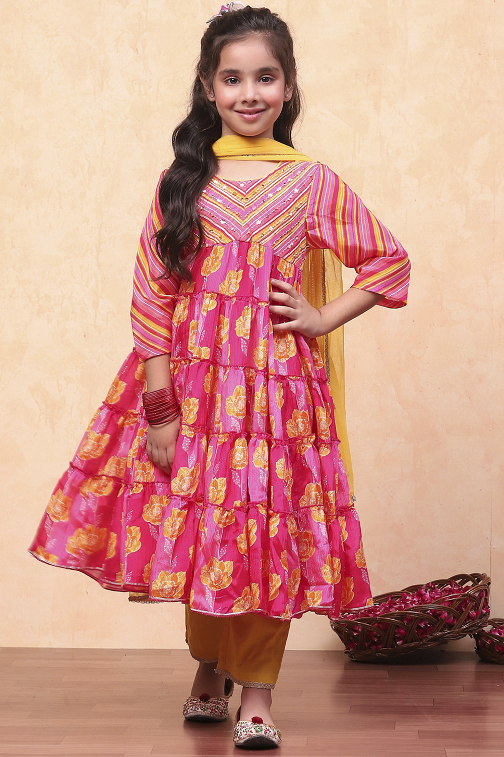 Pink Polyester Printed Tiered Suit Set image number 6