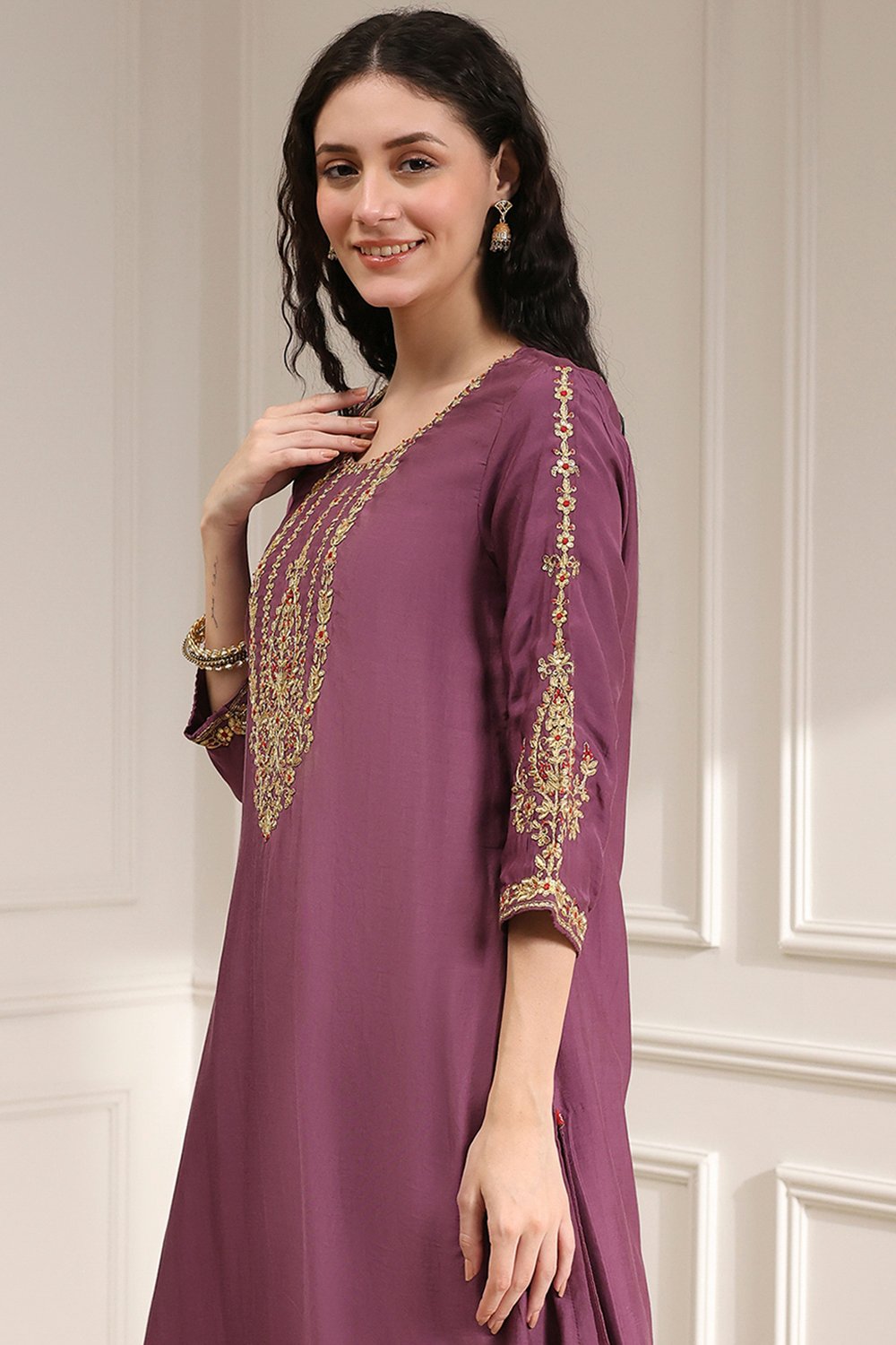 Old Rose Solid Straight Suit Set image number 1