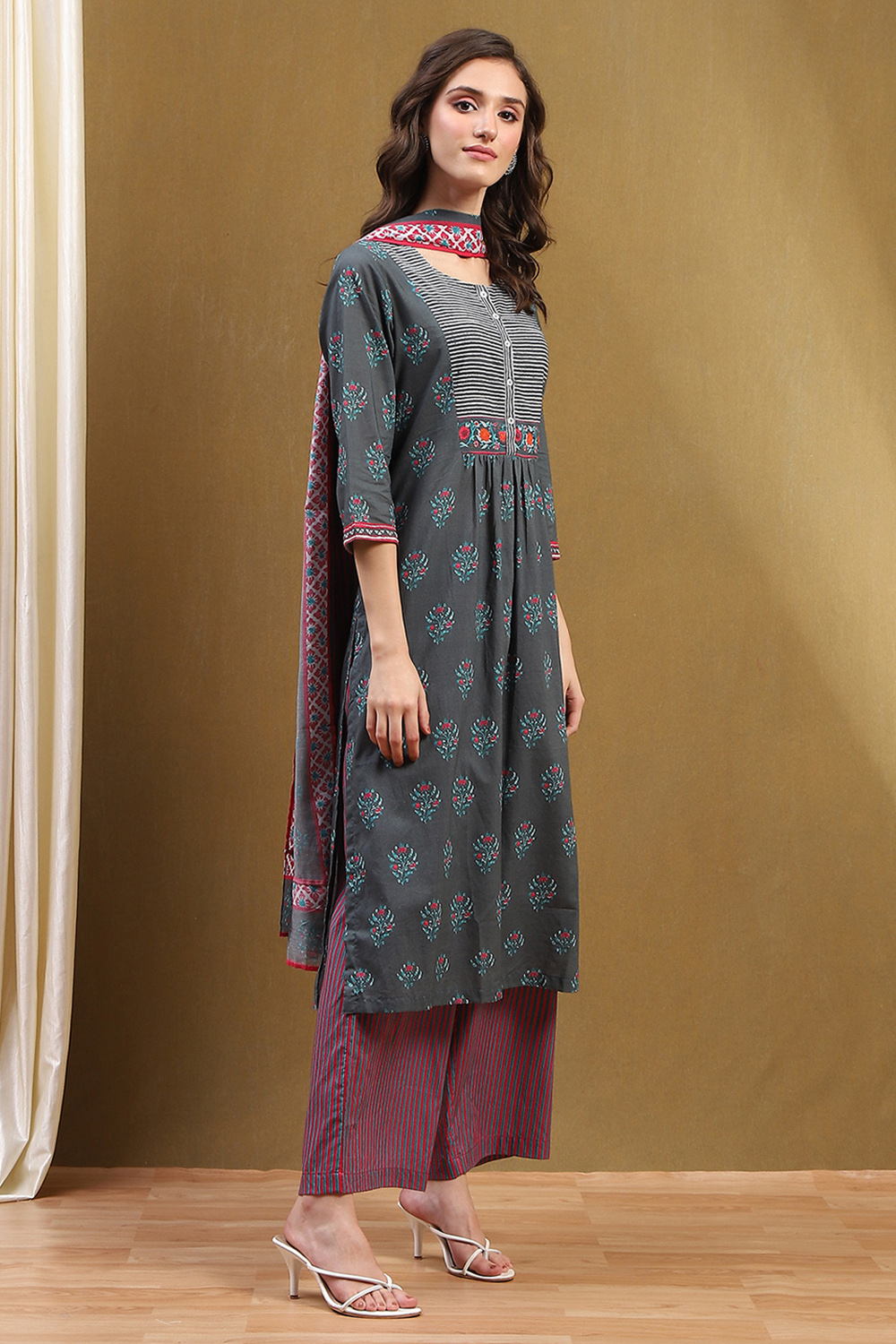 Teal Cotton Printed Straight Suit Set image number 5