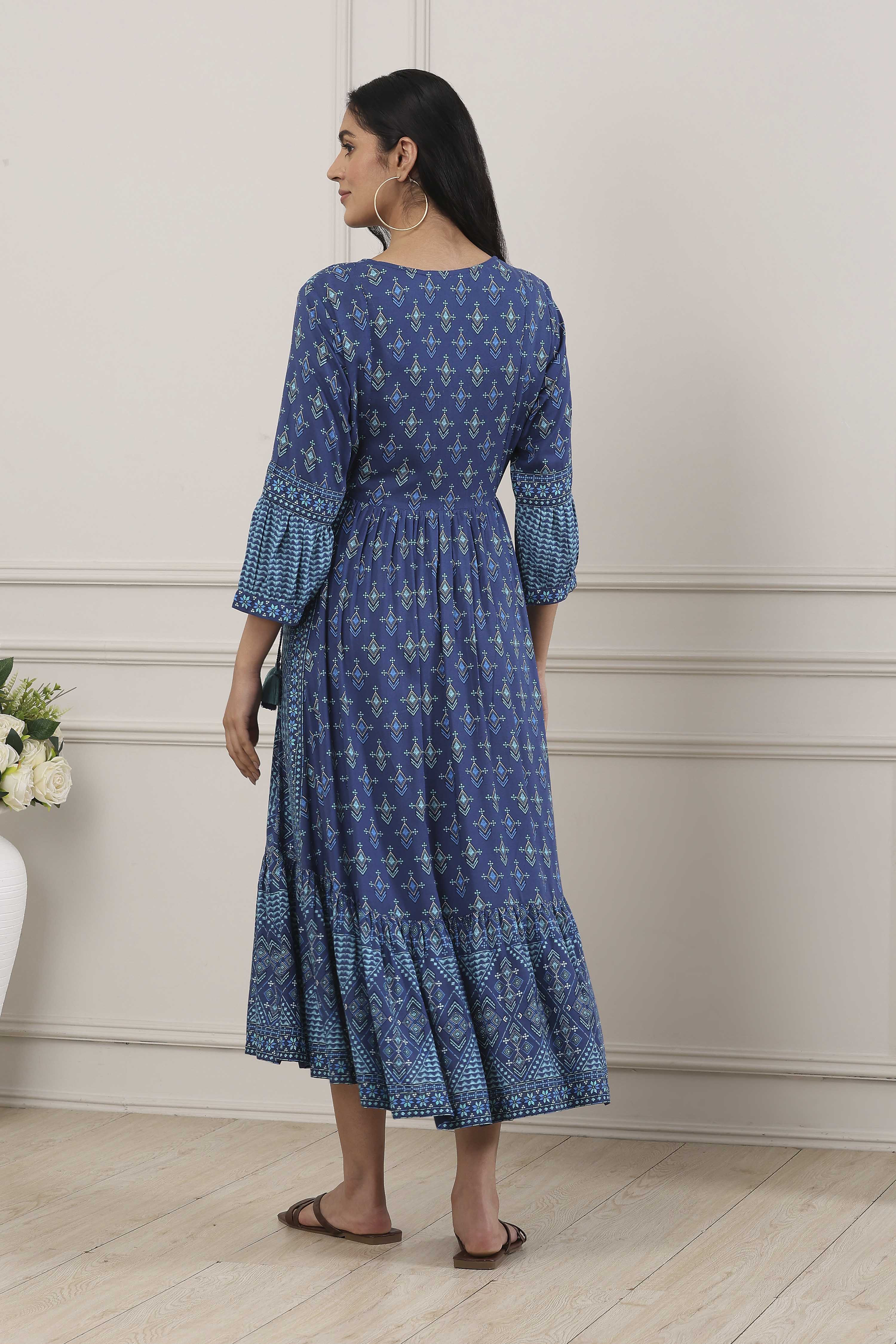 Indigo Ethnic Motifs Flared Midi Dress image number 3