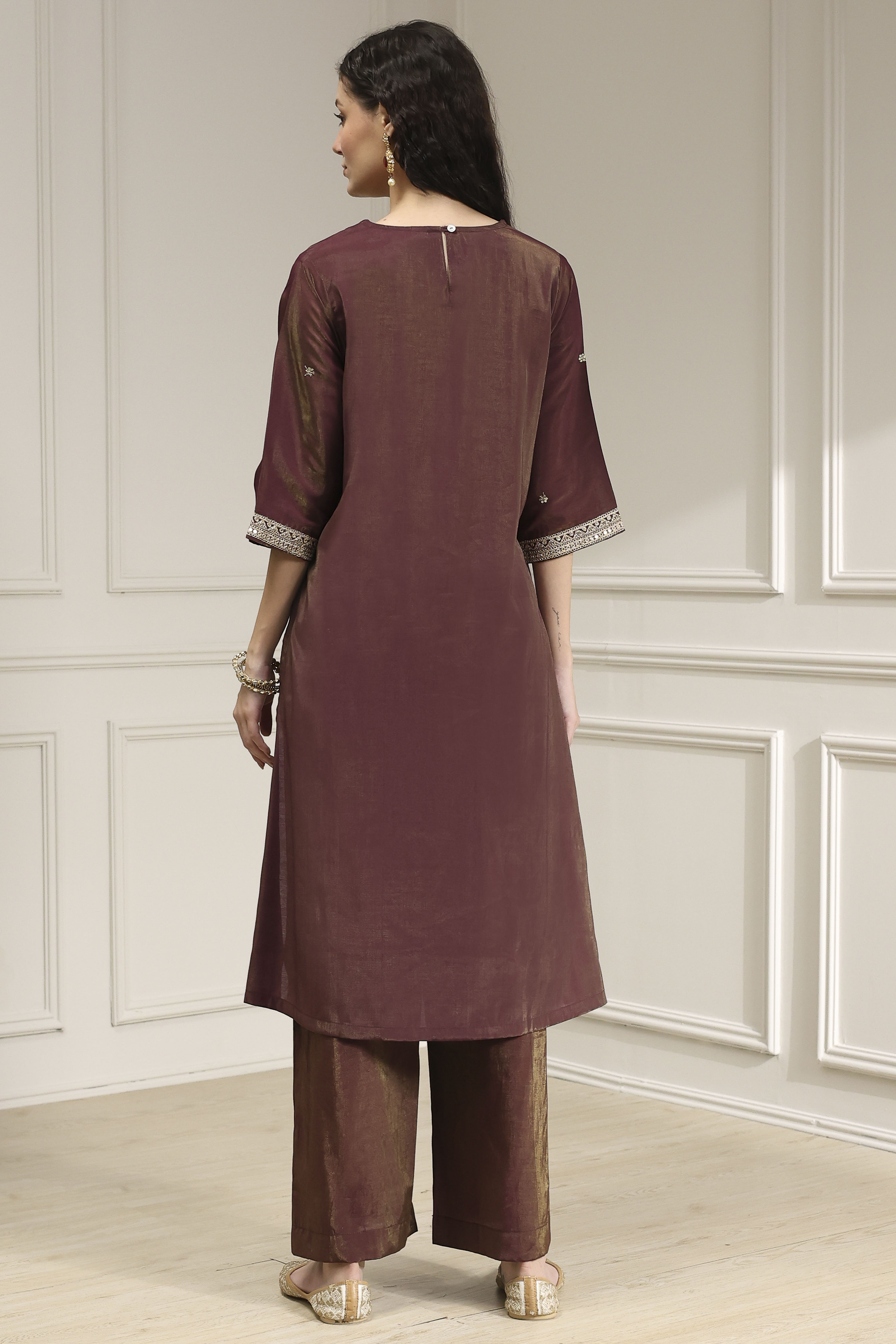 Green Viscose Rayon Straight Solid Suit Set image number 4