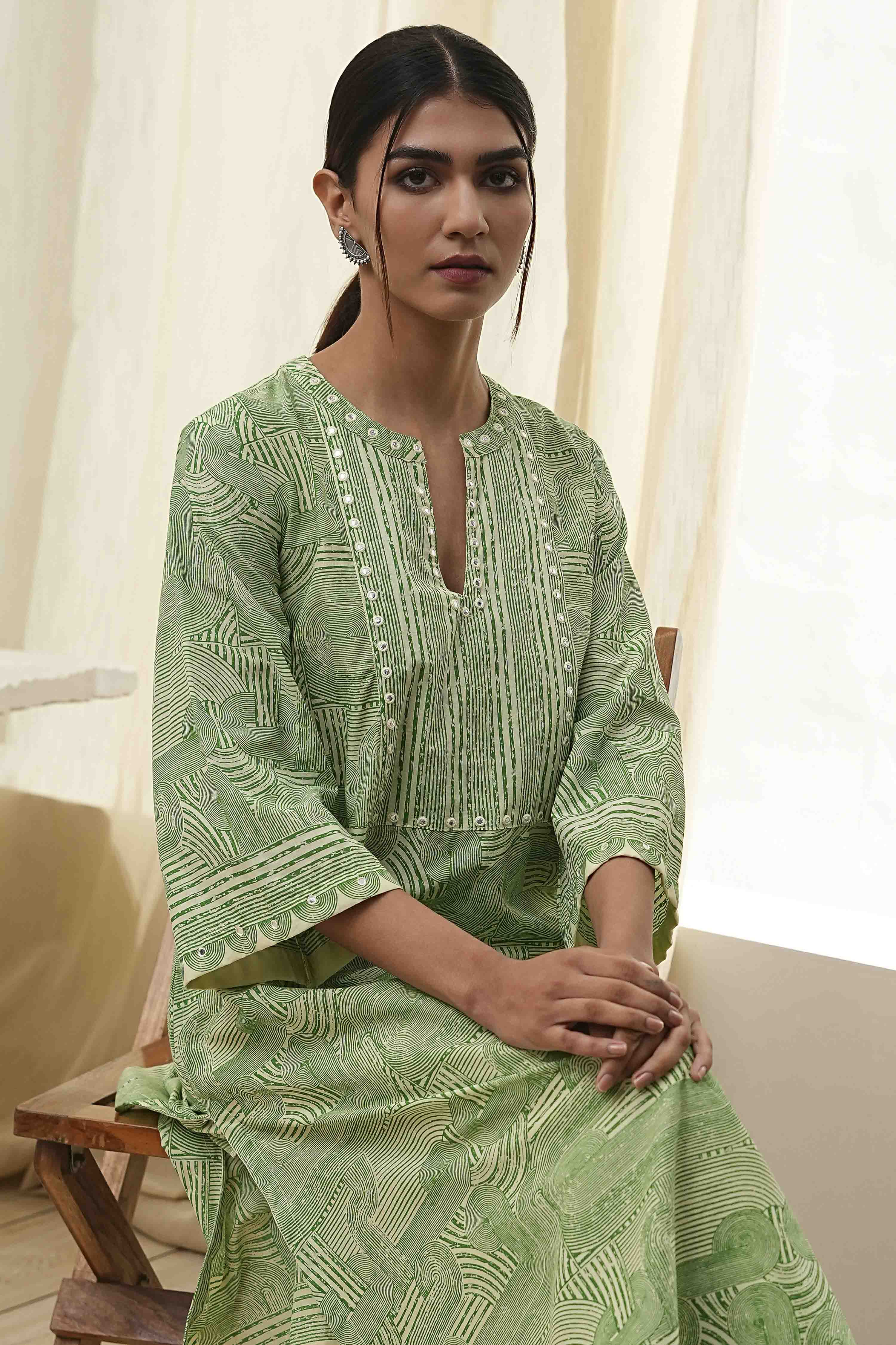 Green Pure Cotton Printed Straight Kurta image number 5