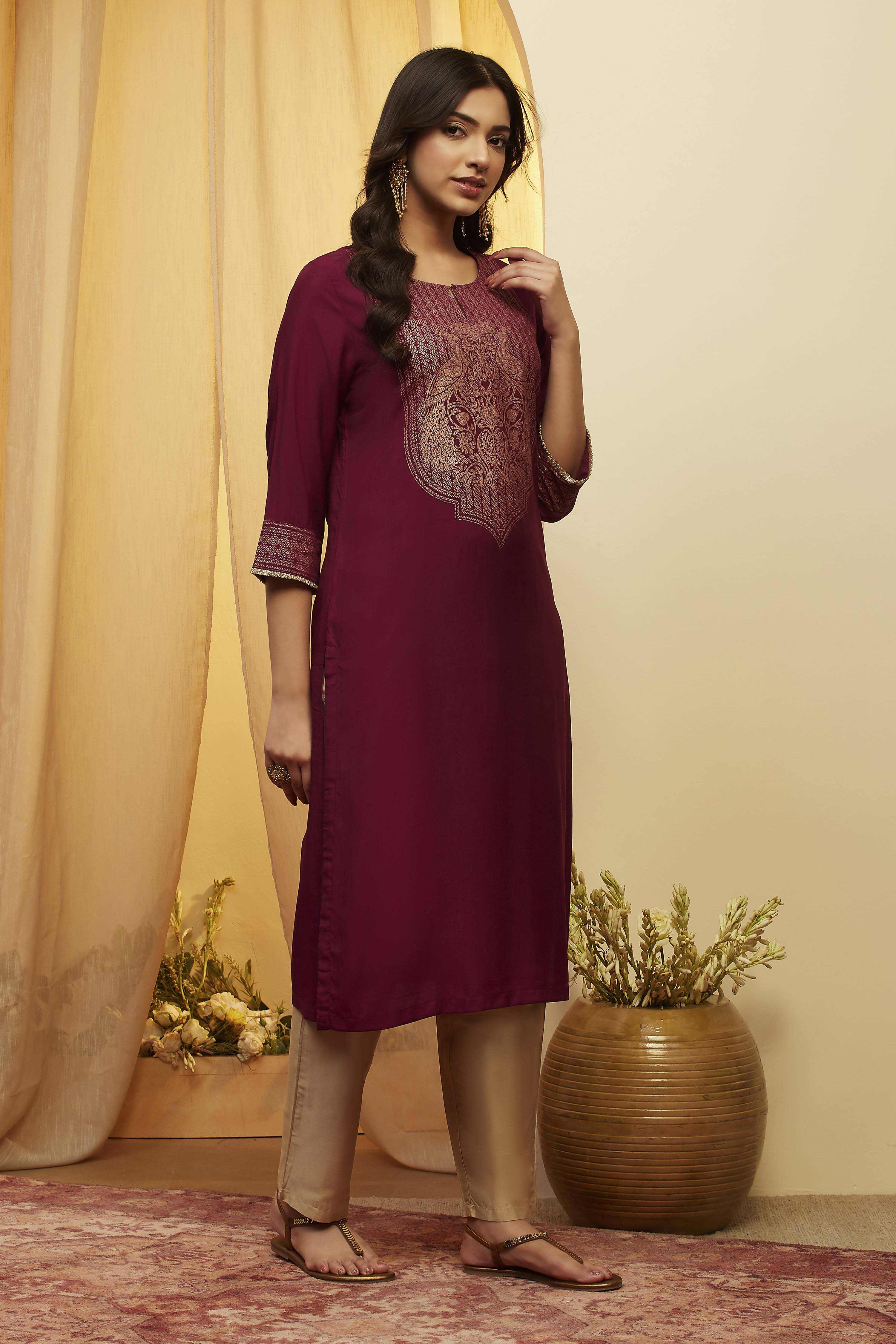 Berry Viscose Blend A Line Kurta image number 3
