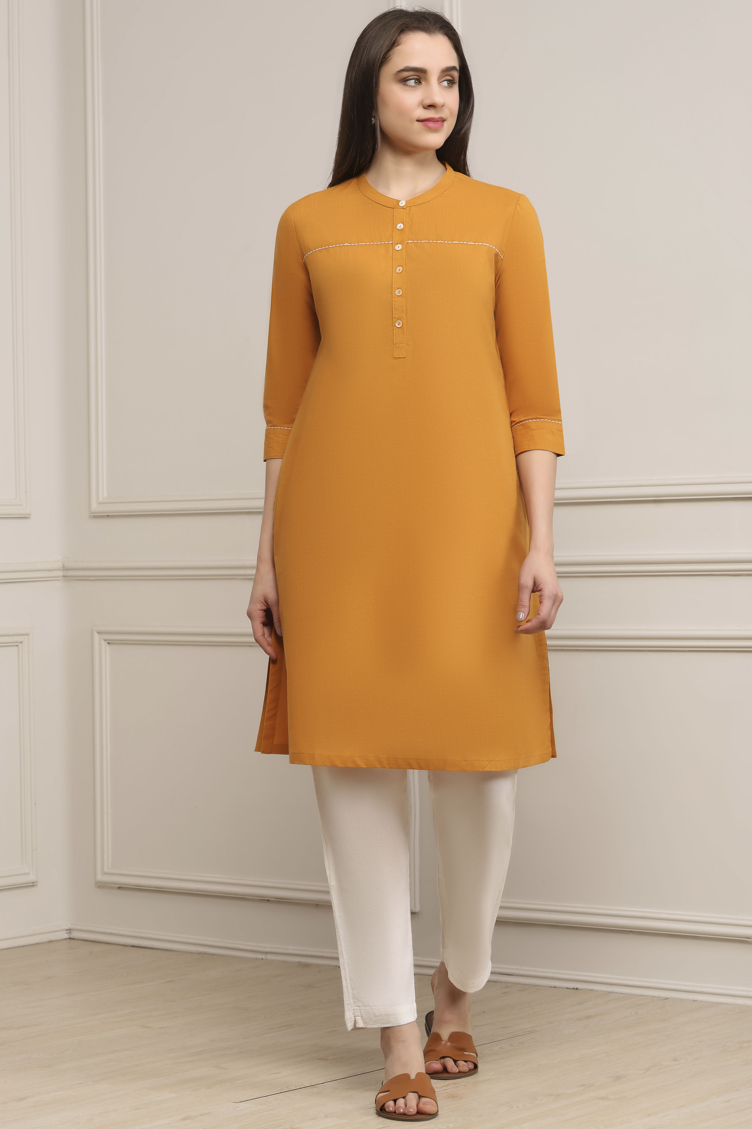 Wine Cotton Solid Straight Kurta image number 5