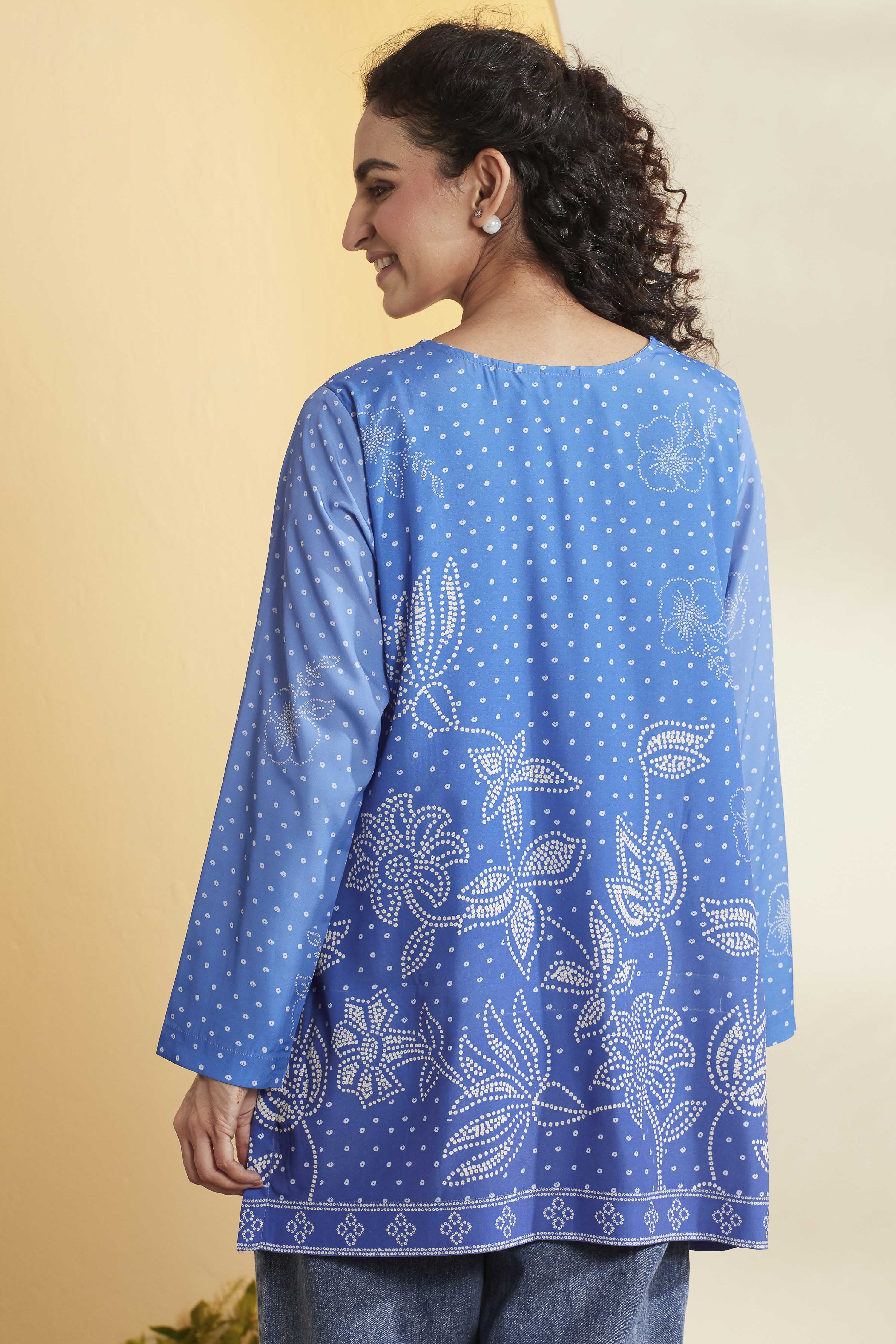 Blue Printed Straight Kurti image number 4