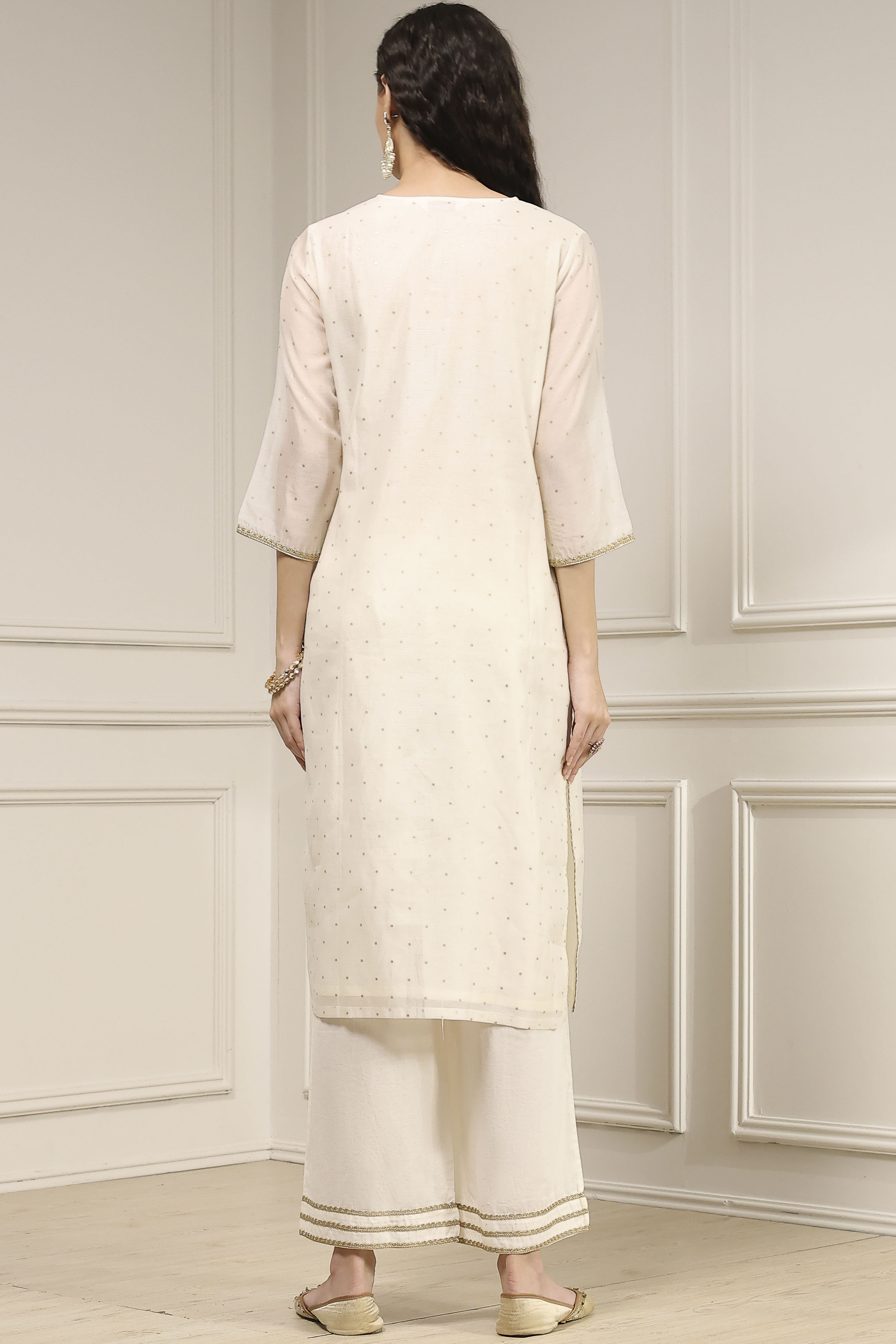 Off-White Art Silk Printed Straight Suit Set image number 4