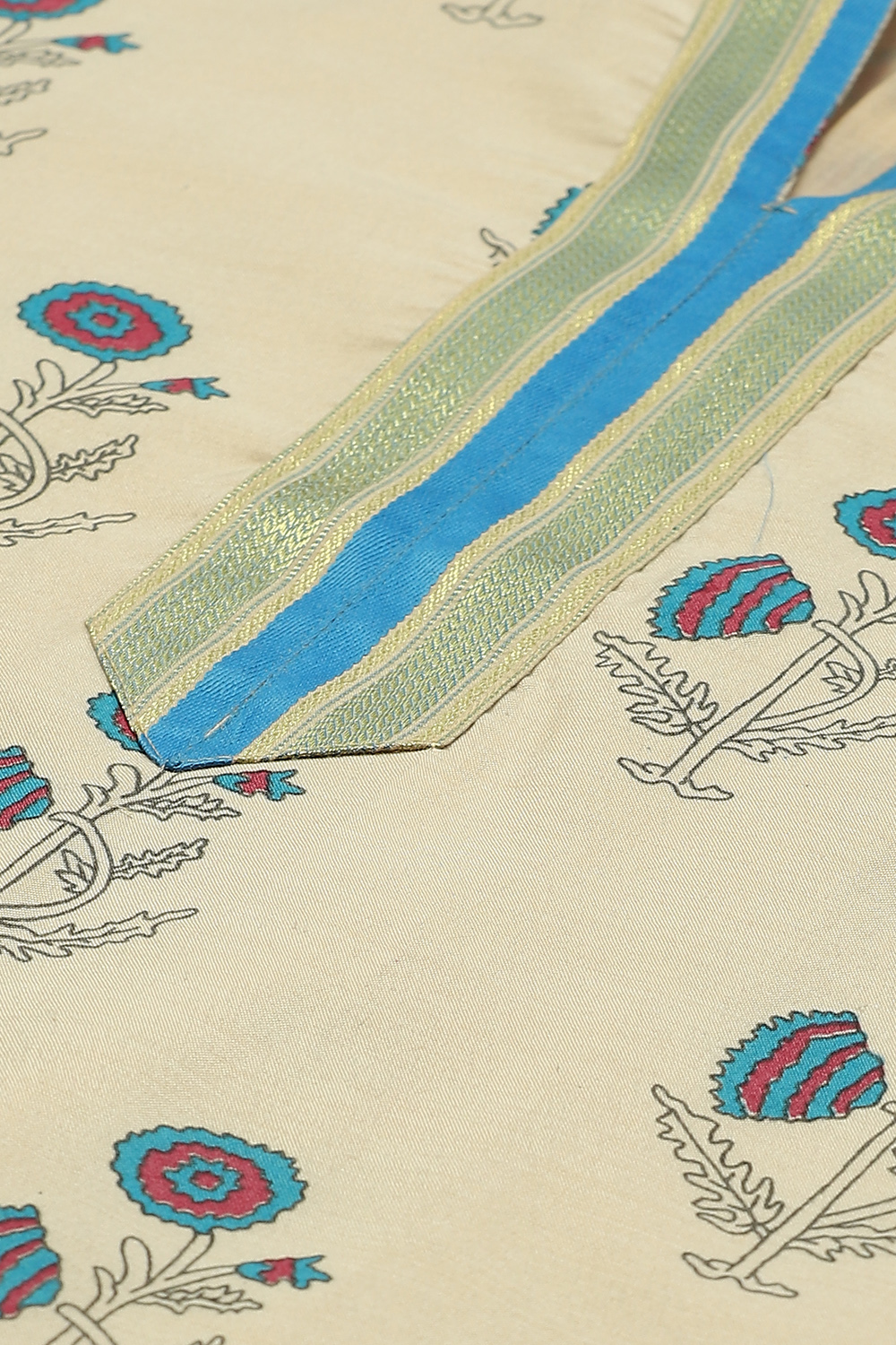 Off White Cotton Unstitched Suit Set image number 1