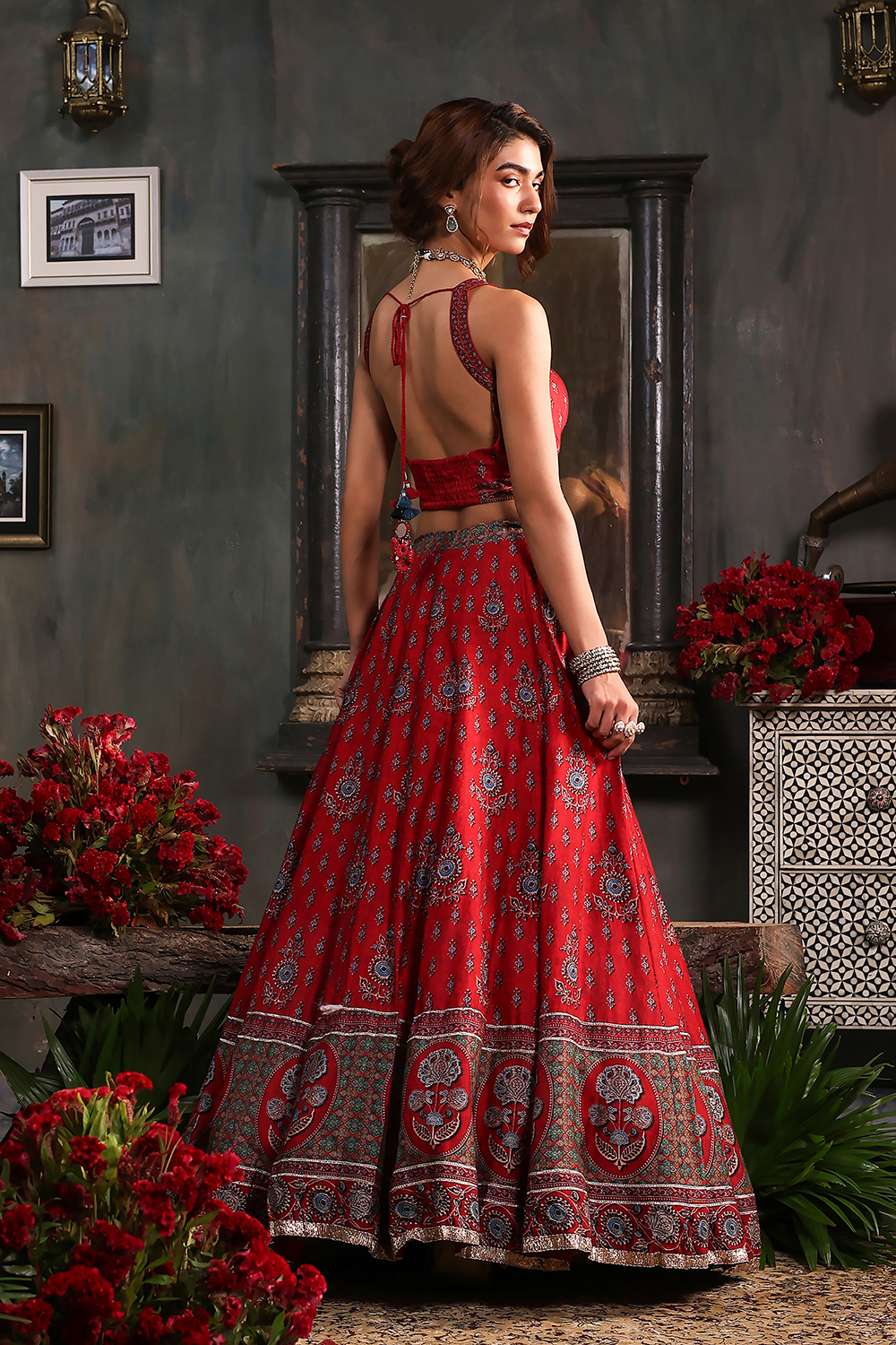 Red Chanderi Fitted Printed Lehenga Set image number 4