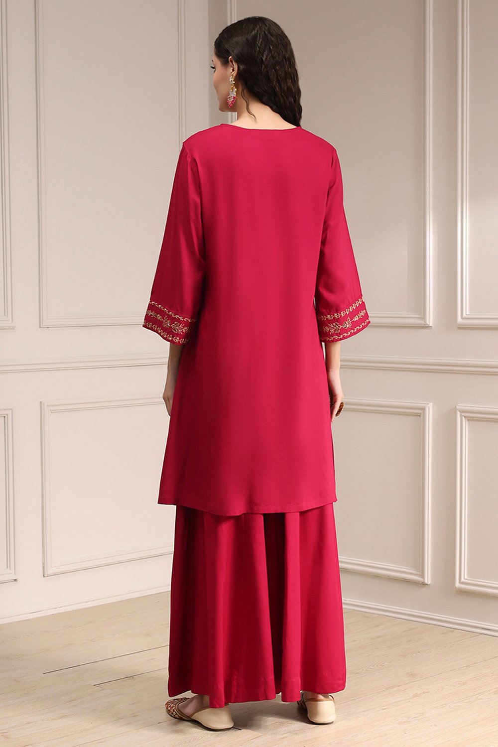 Navy Blue Embroidered Straight Suit Set image number 4