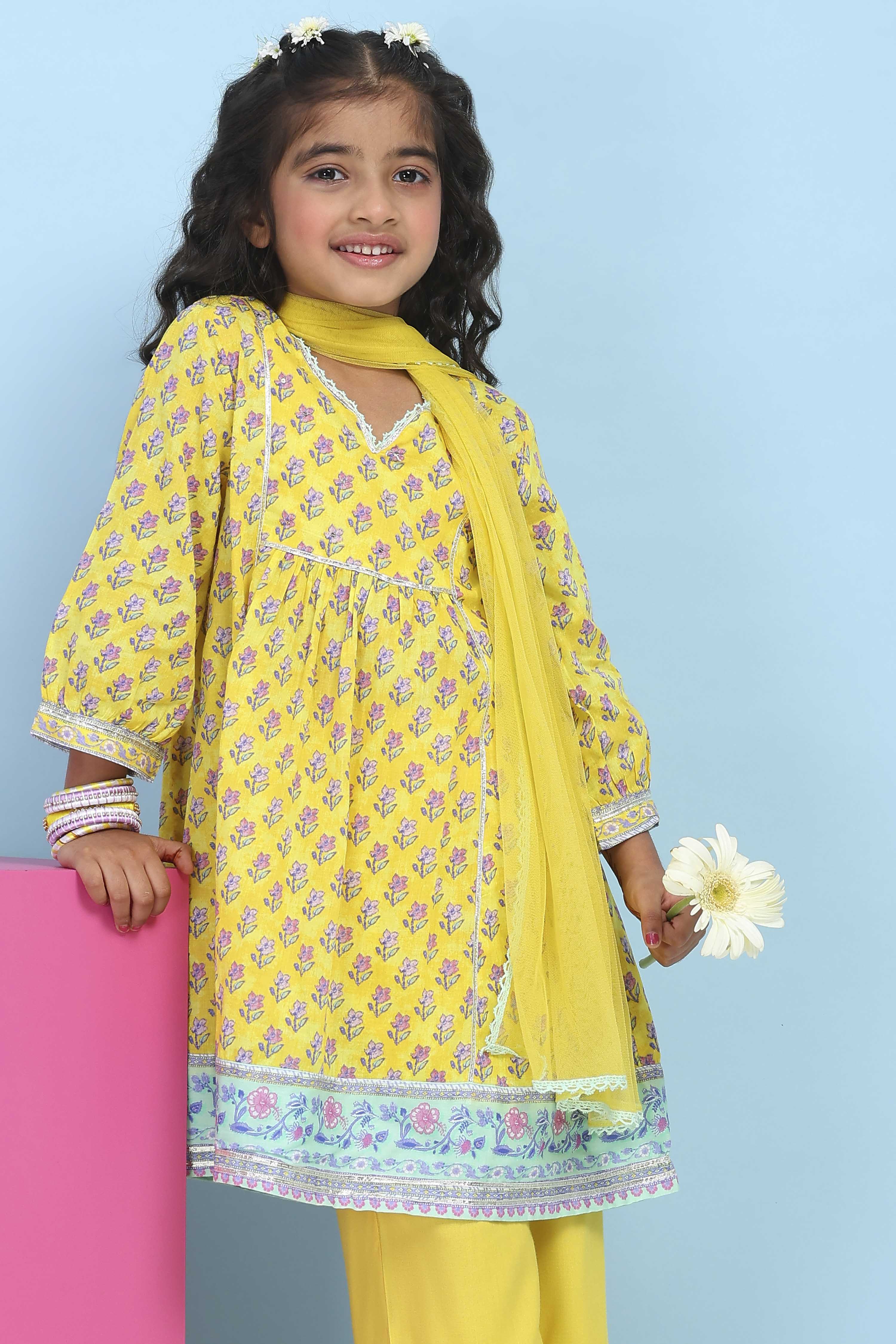 Yellow Cotton Printed A-Line Suit Set image number 7