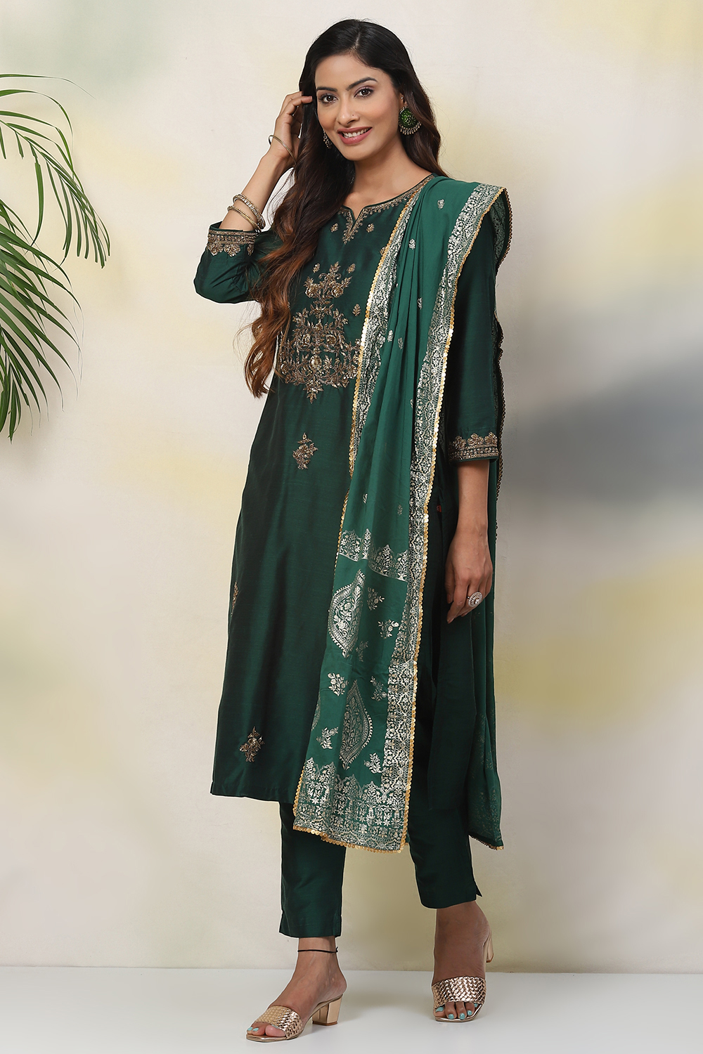 Black Poly Viscose A-Line Kurta Slim Pant Suit Set image number 2