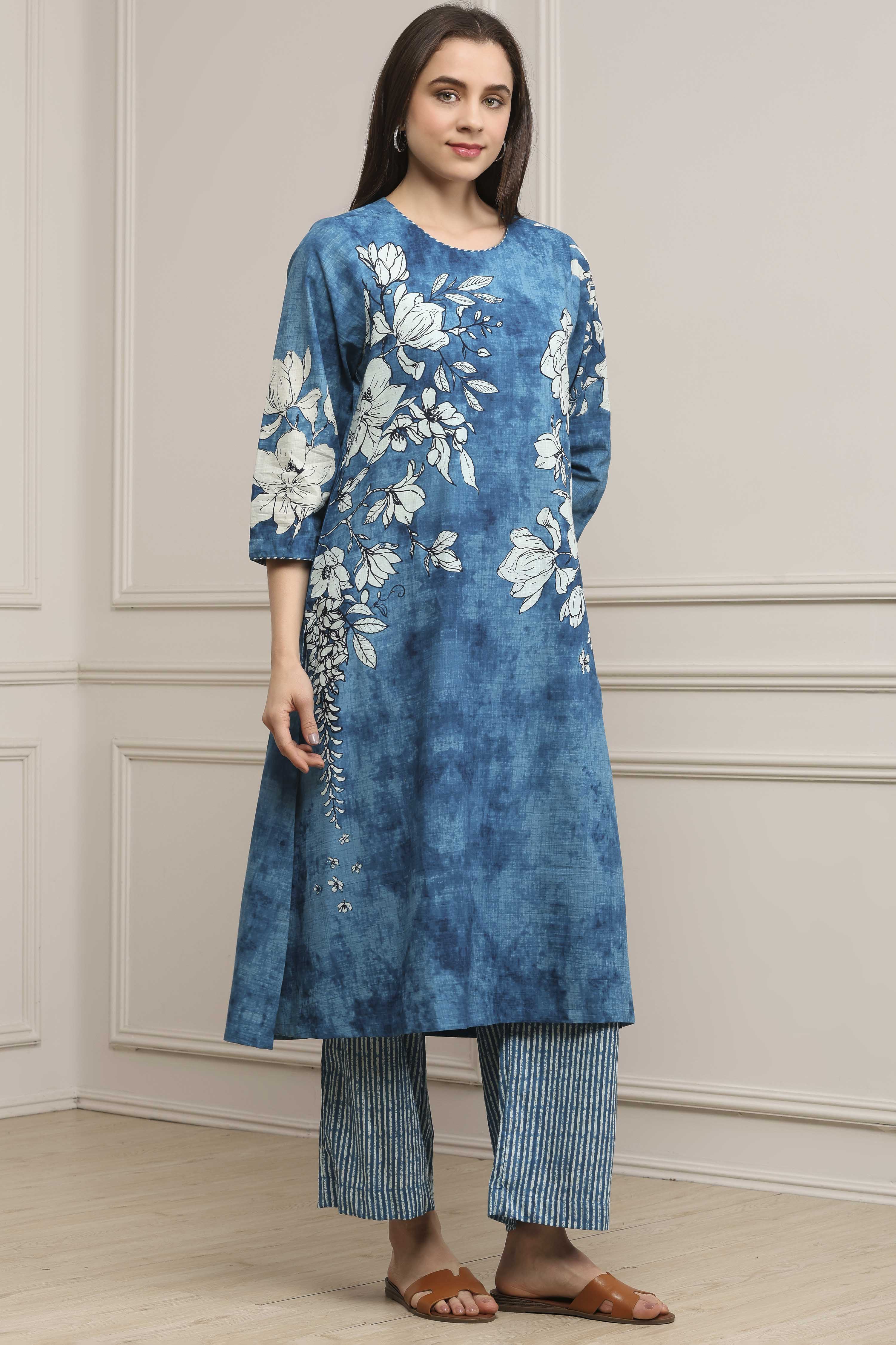 Indigo Blue Cotton Floral Straight Kurta Set image number 5