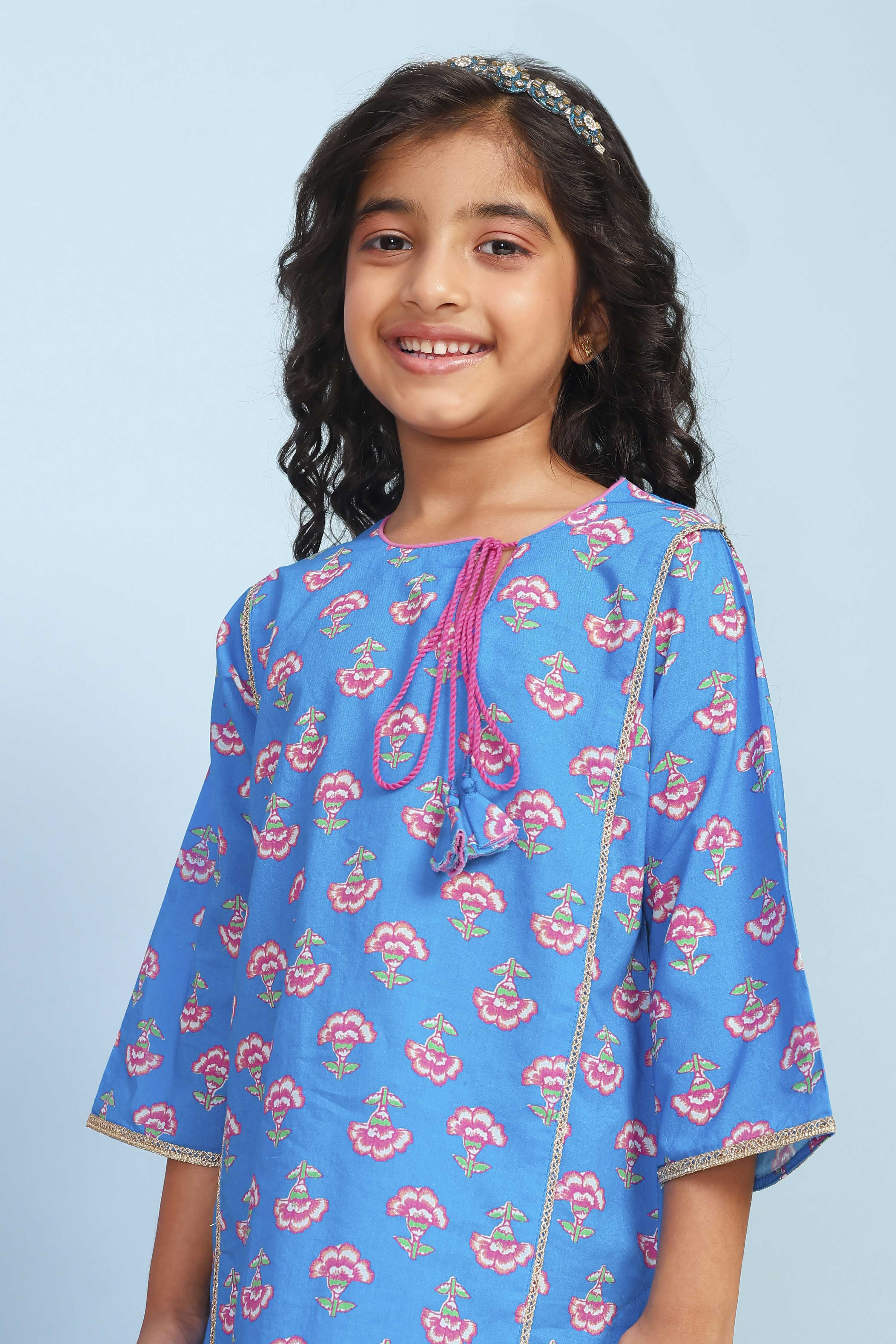 Blue Cotton Printed Straight Suit Set image number 1