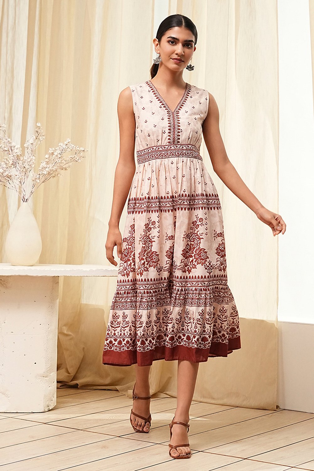 White and Rust Cotton Tiered Dress image number 5