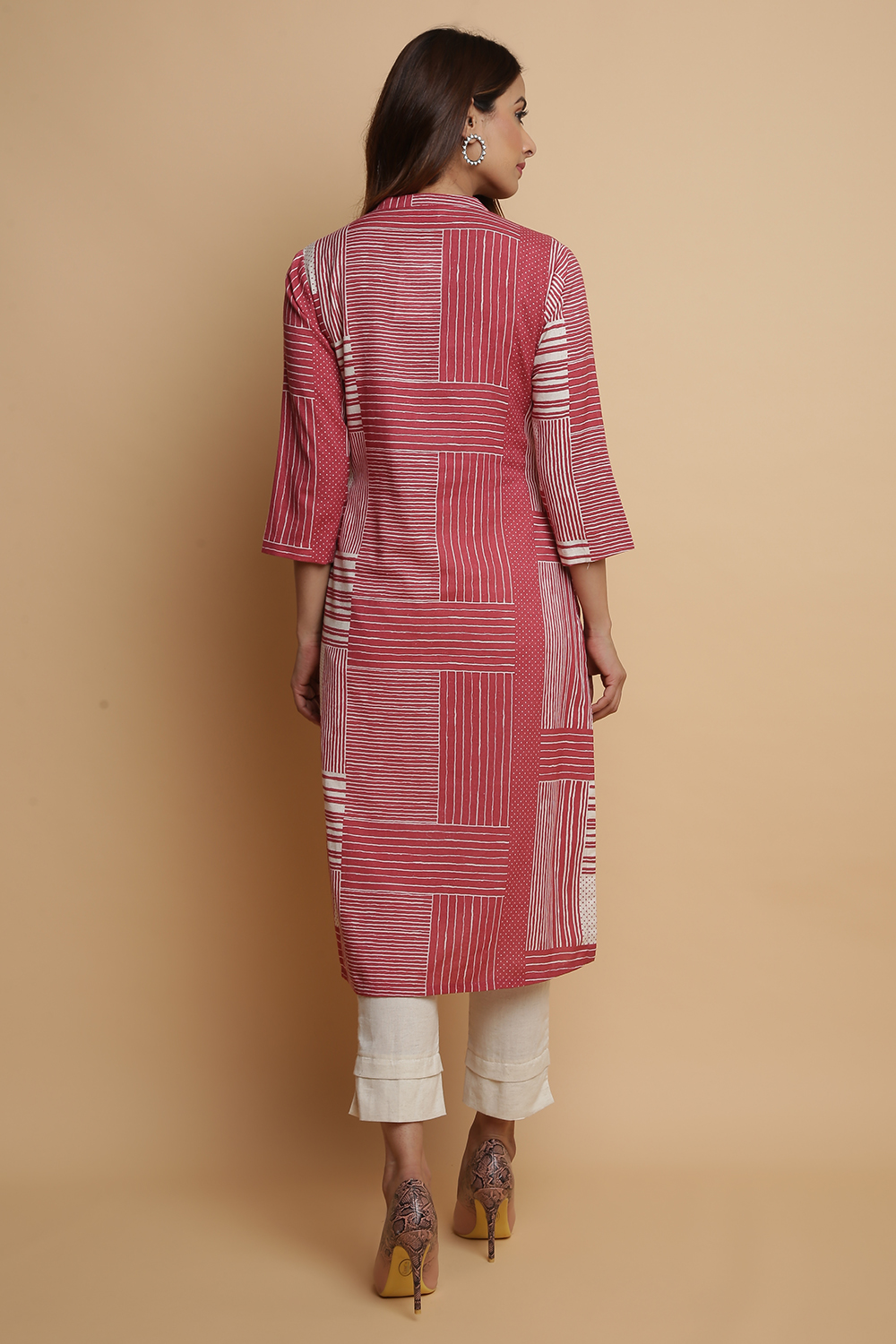 Blue Cotton Blend Straight Kurta Pants Suit Set image number 4