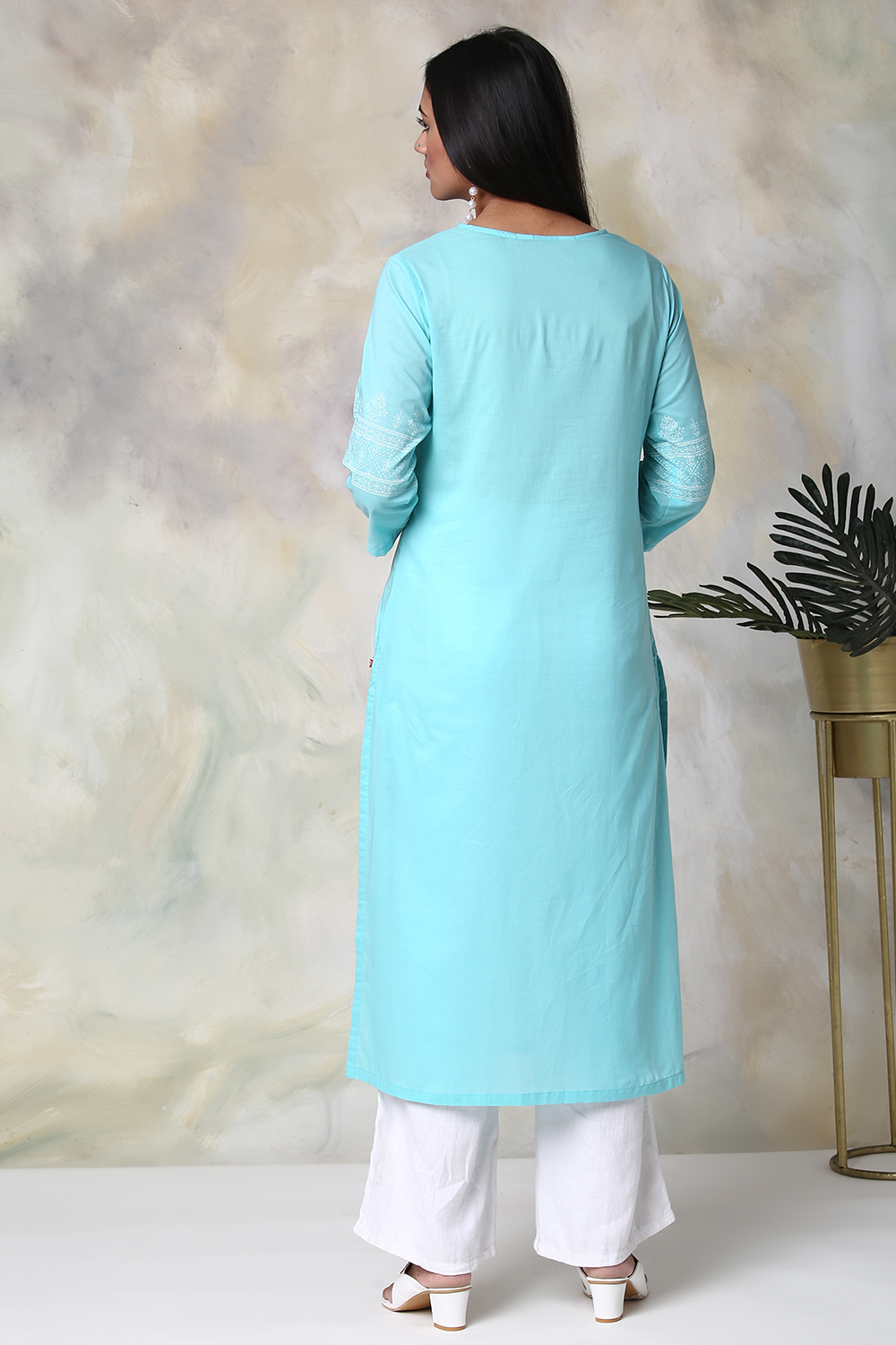 Sea Green Chikankari Embroidered Kurta image number 5