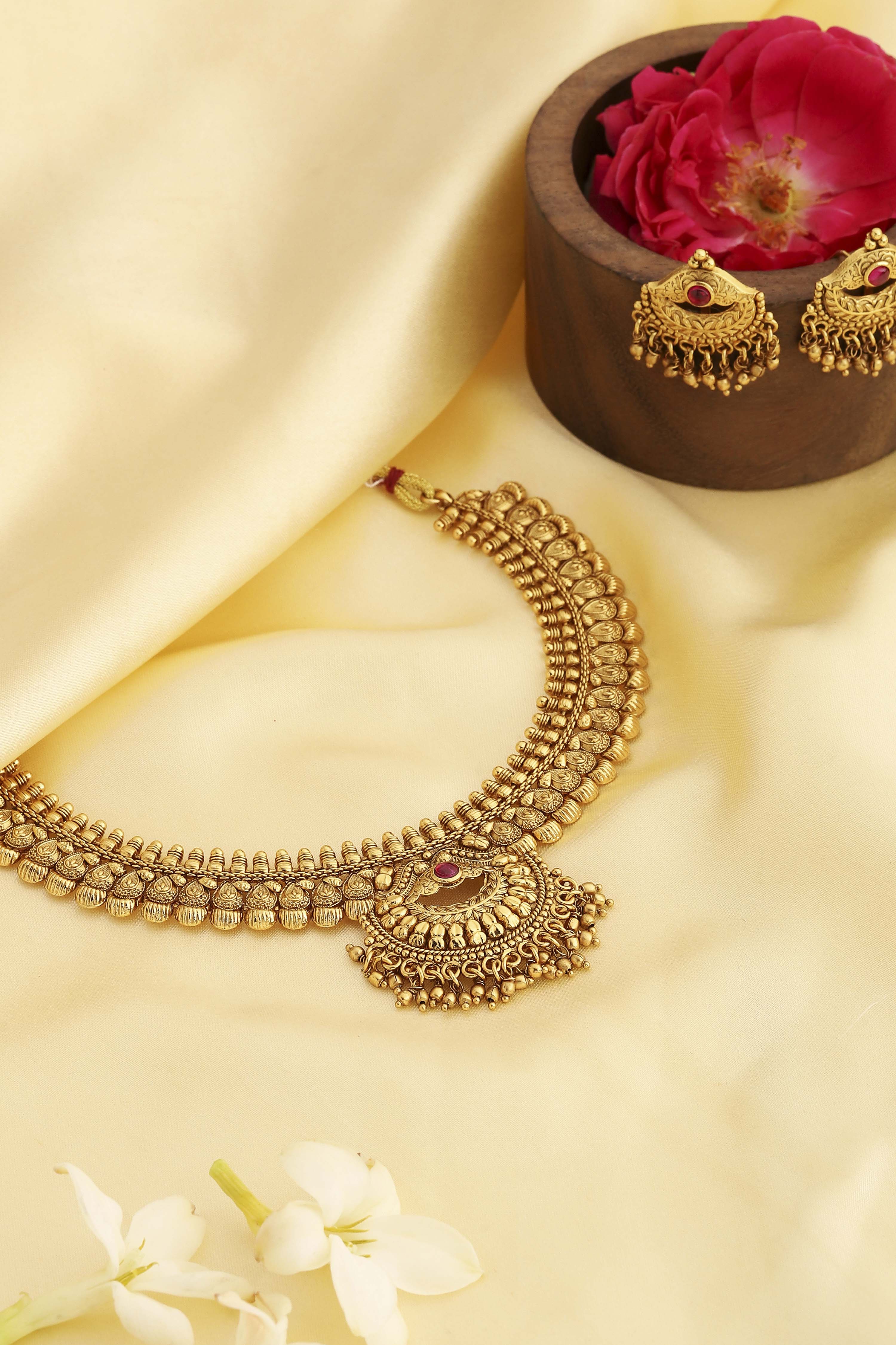 Gold Brass Necklace Set image number 0