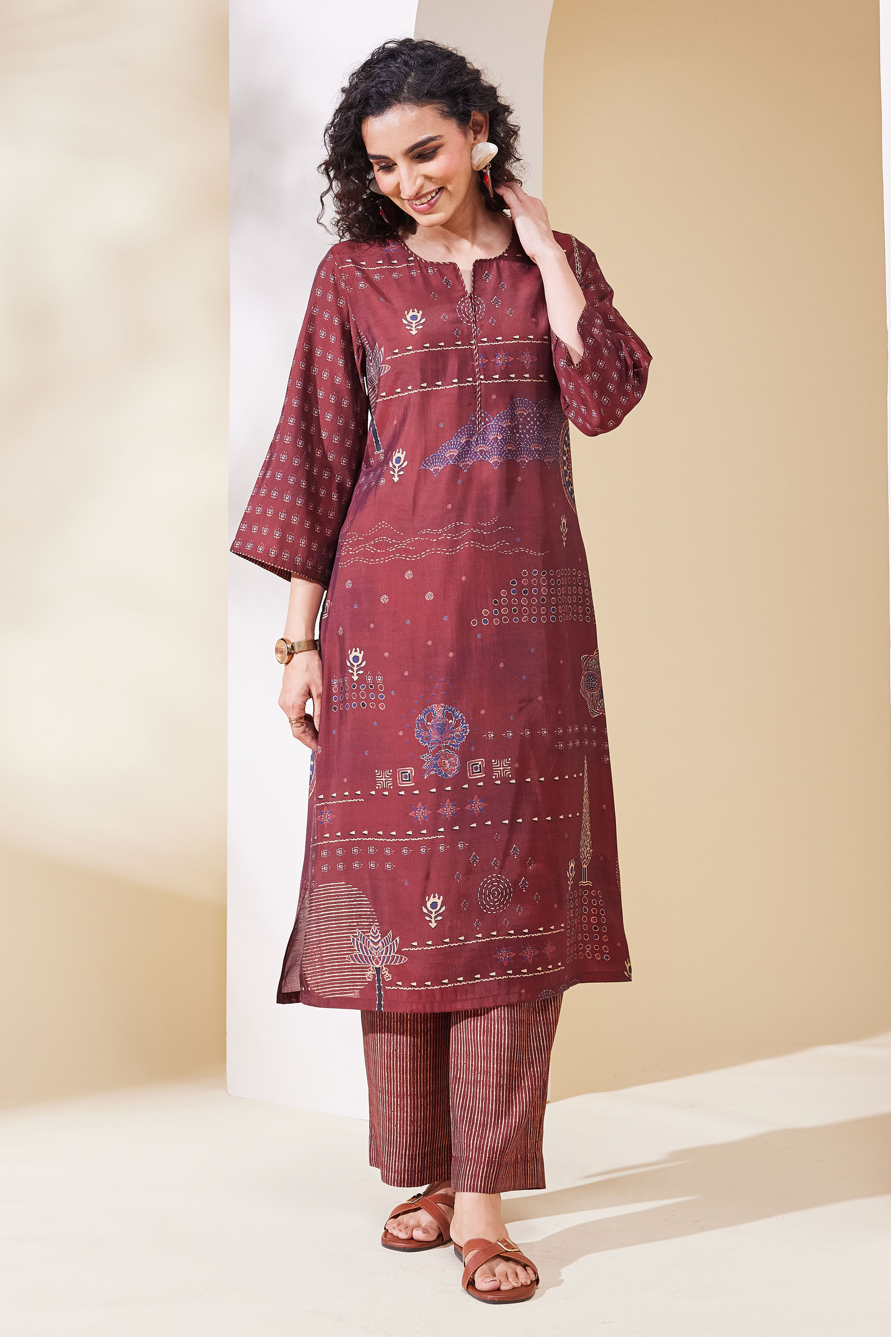Maroon Viscose Blend Straight Kurta Set image number 0