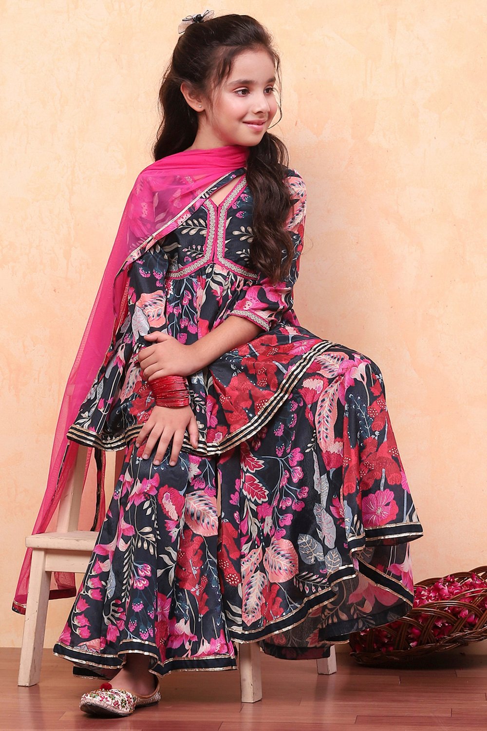 Blue Poly Chinnon Floral Printed Gathered Suit Set image number 0