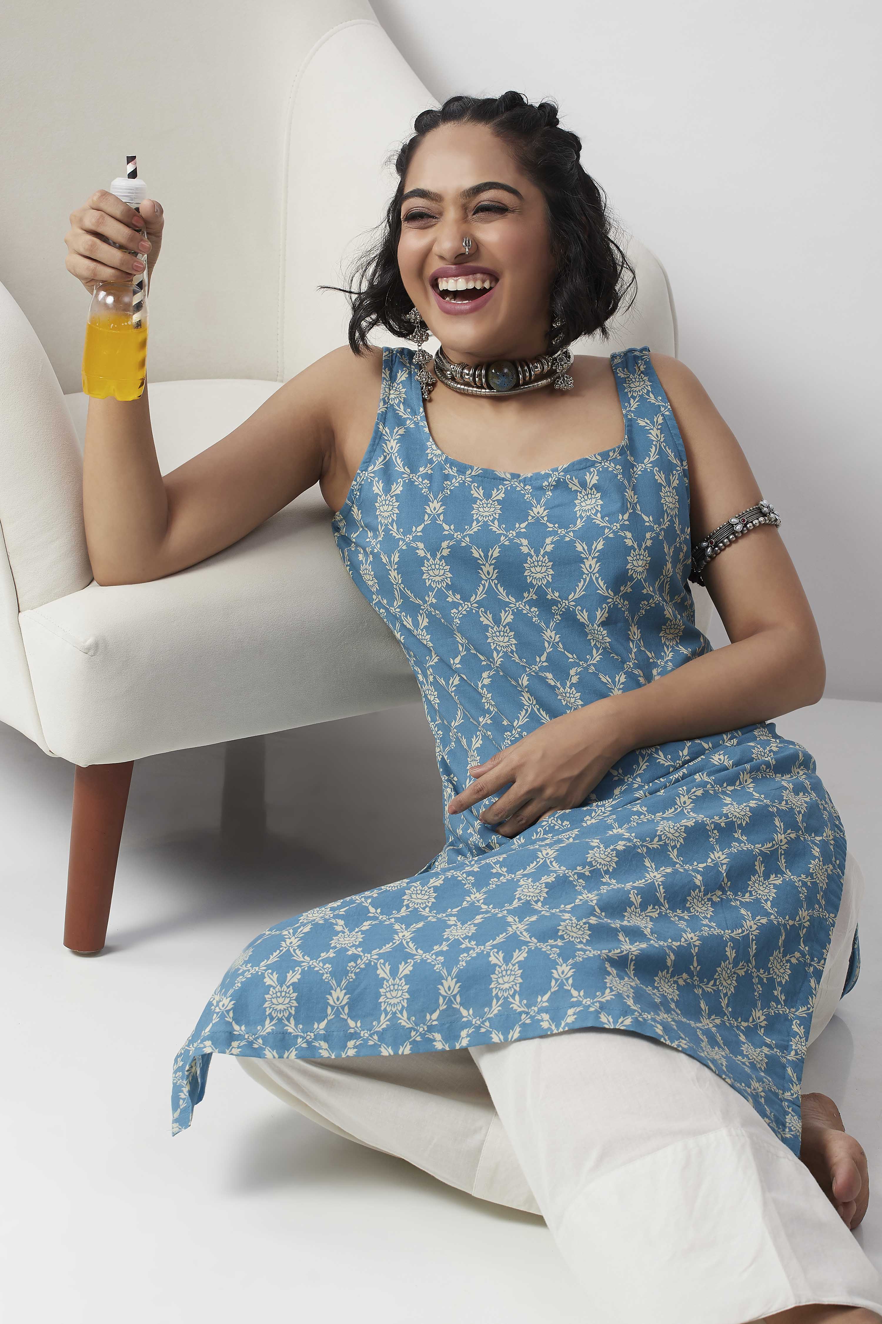 Teal Blue Cotton Floral Printed Straight Kurta image number 0