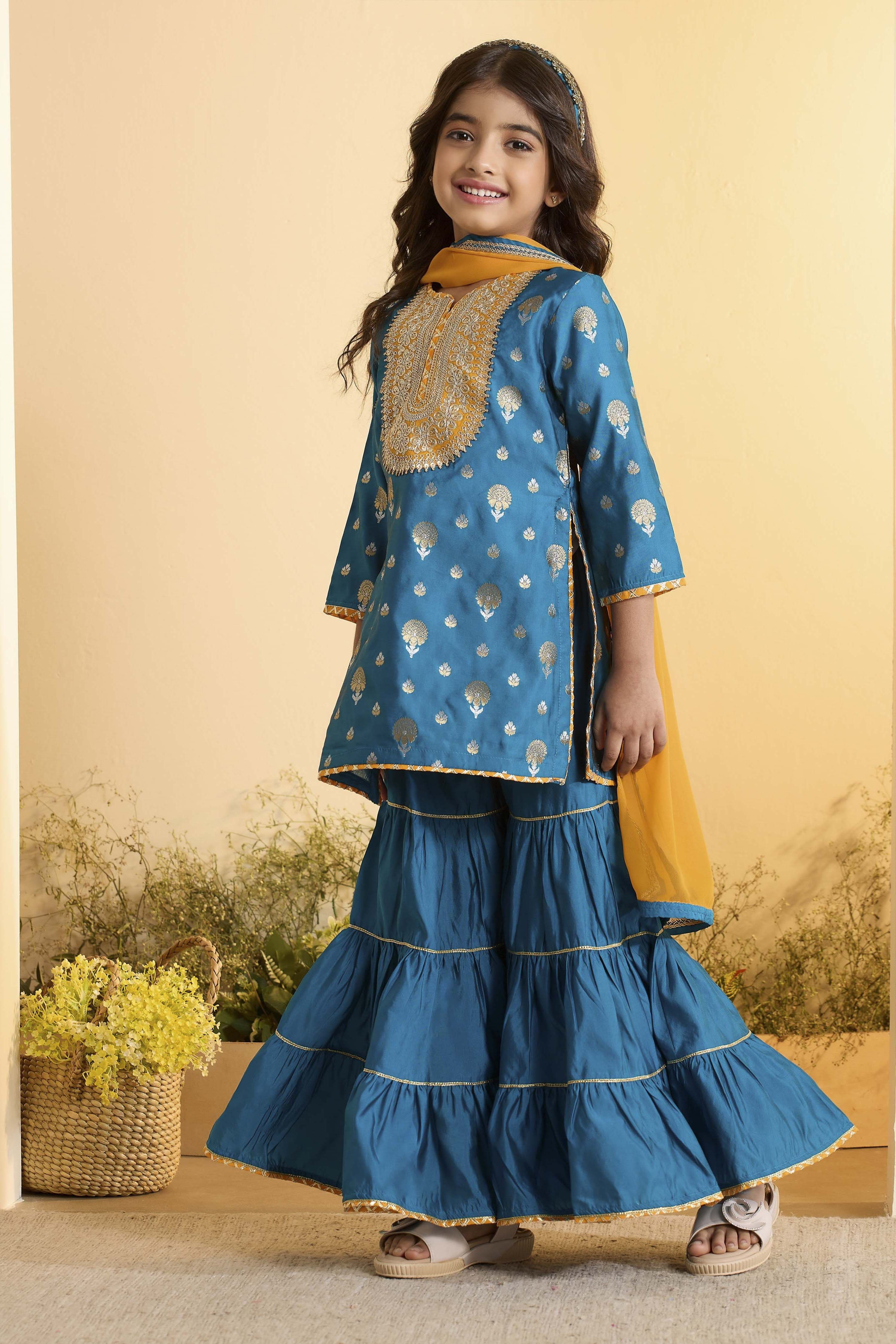 Teal Blue Brocade Yoke Design Short Kurta Set image number 3