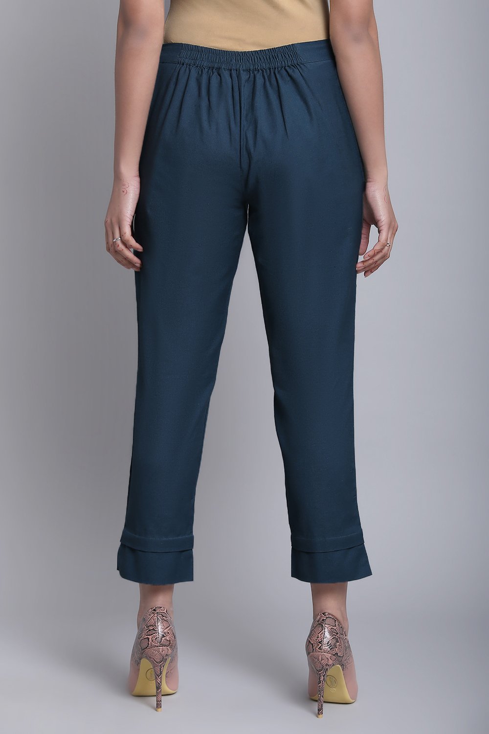 Green Bay Cotton Blend Solid Pant image number 5