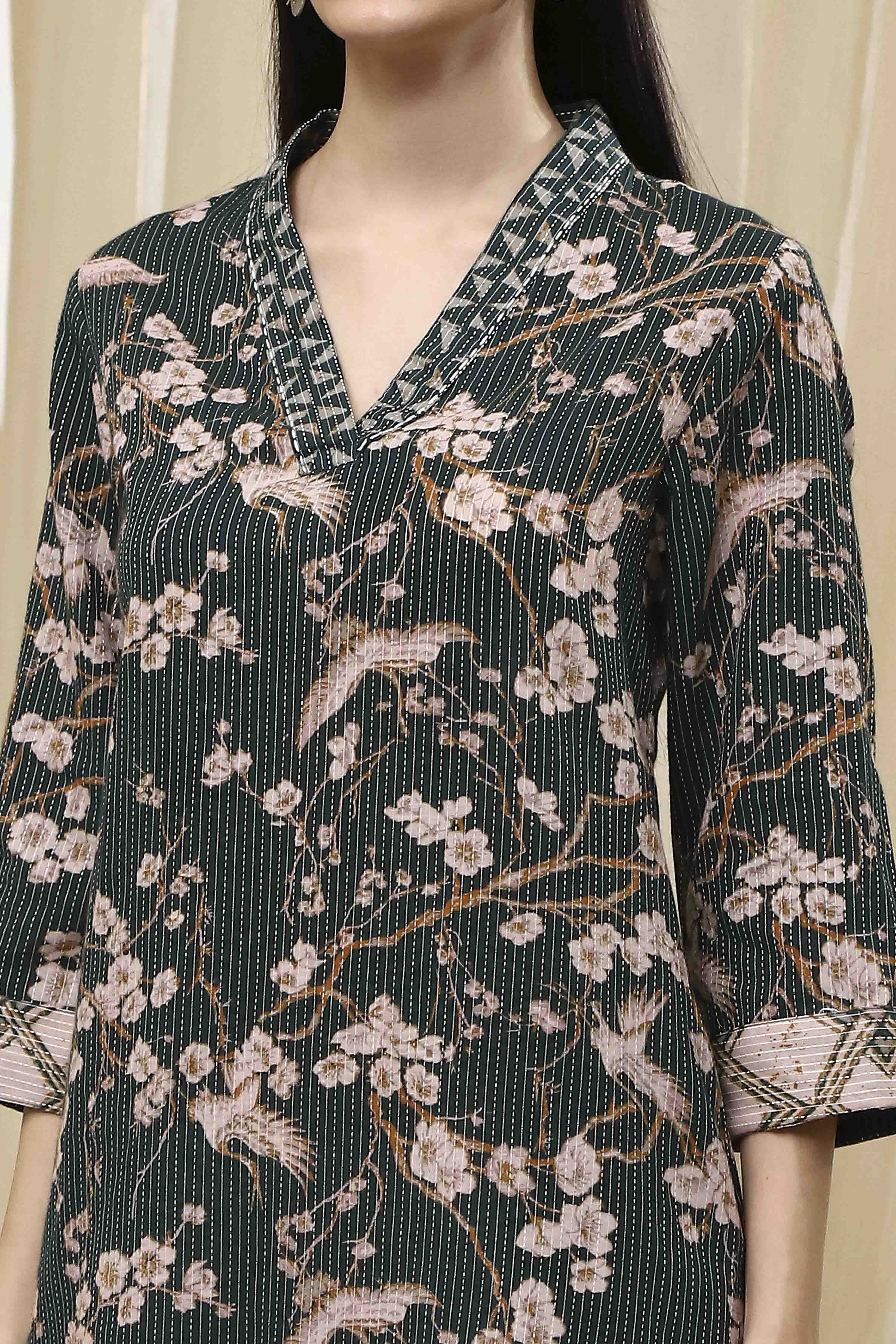 Mustard Yellow Cotton Printed Straight Kurta image number 1