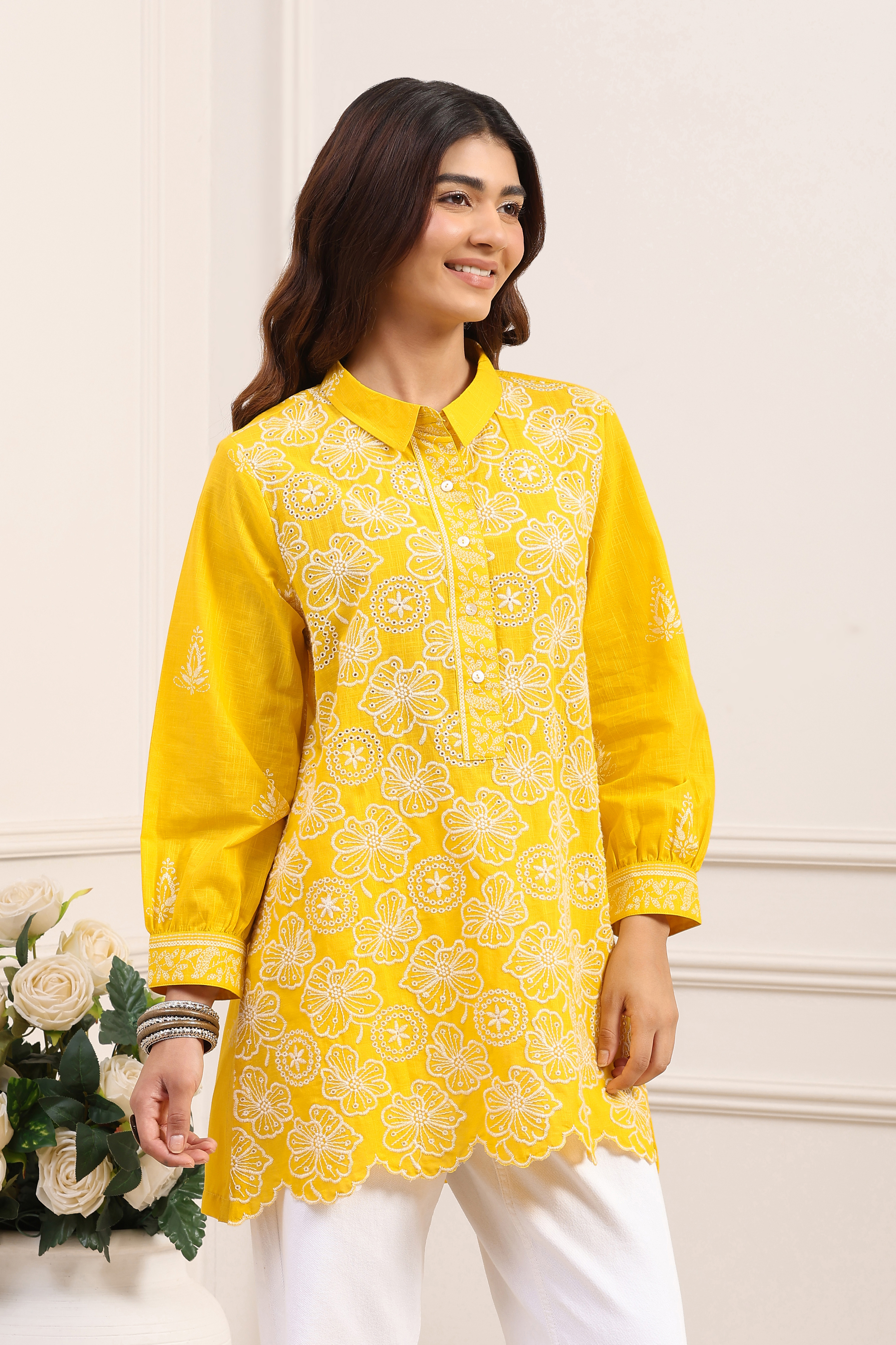 Yellow Cotton A-Line Short Kurti image number 4