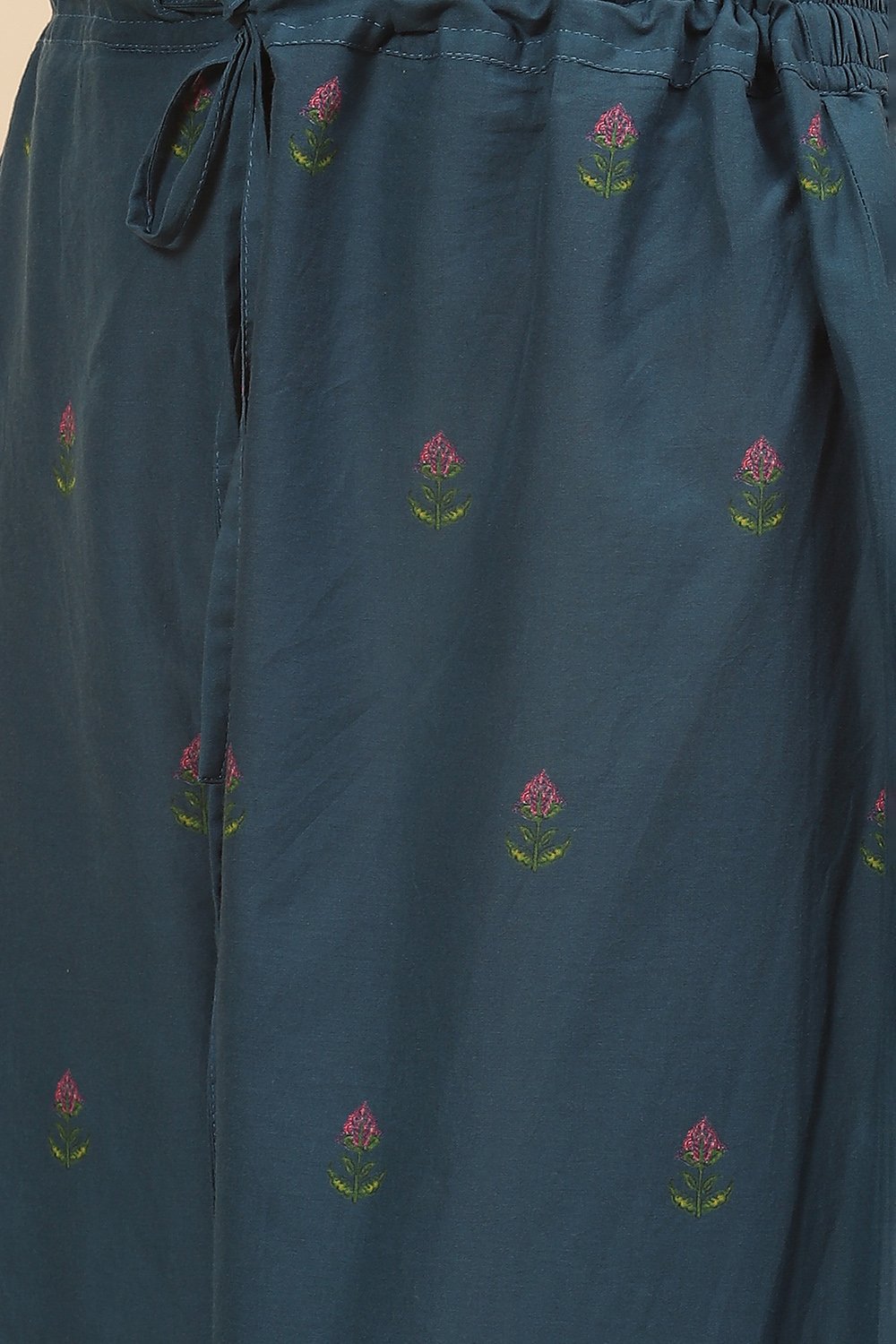 Peach Cotton Straight Kurta Palazzo Suit Set image number 3