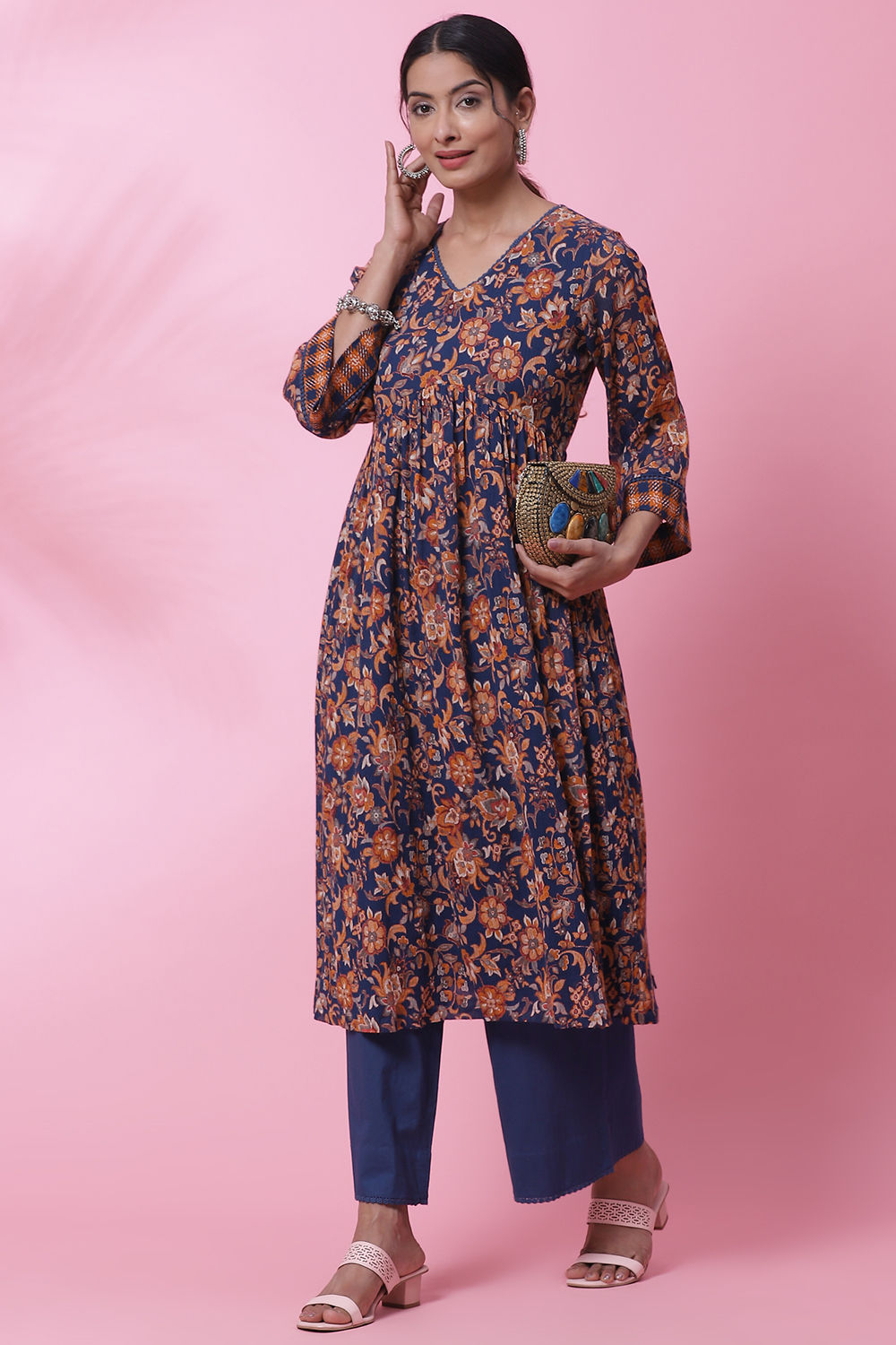 Red Cotton Flared Kurta Set image number 5