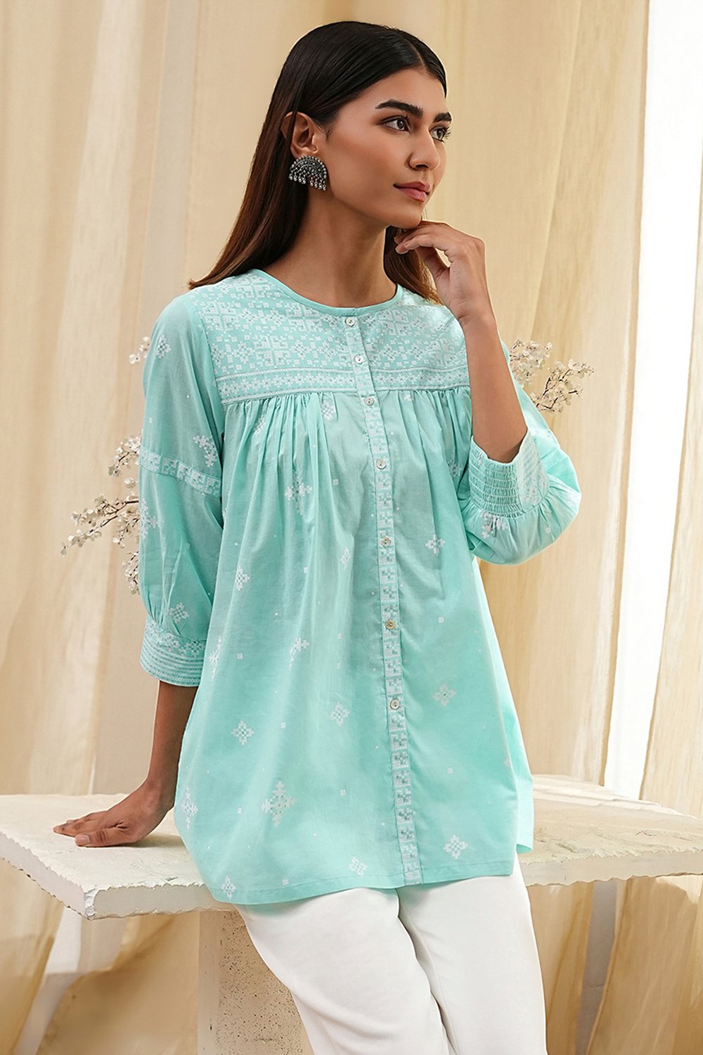 Aqua Cotton Straight Shirt-Style Short Kurta image number 6