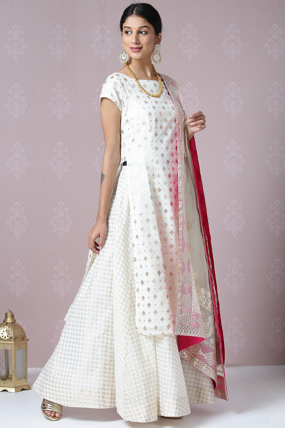Off White Poly Metallic Cotton Straight Kurta Skirt Suit Set image number 6