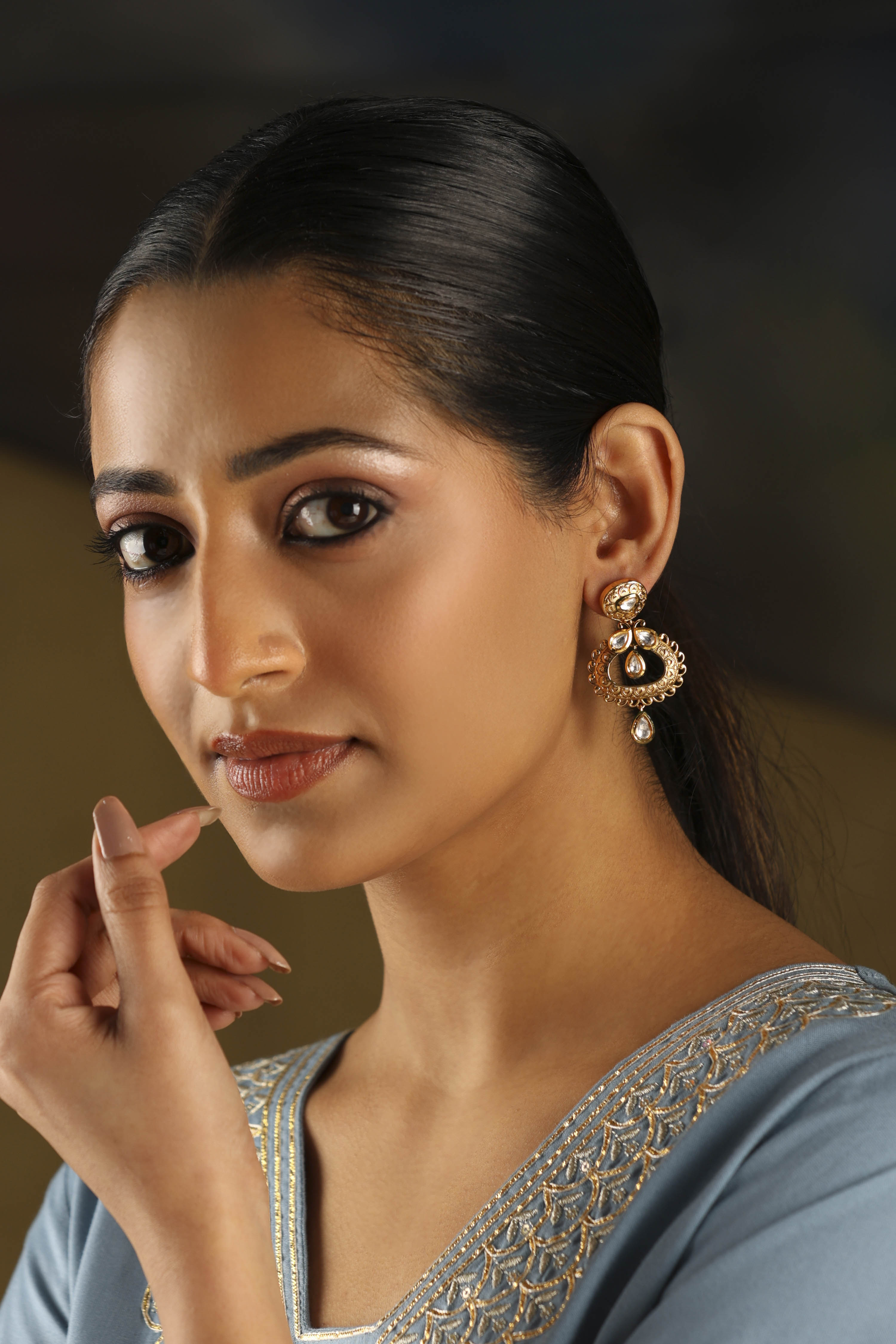 White Brass Drop & Danglers image number 3