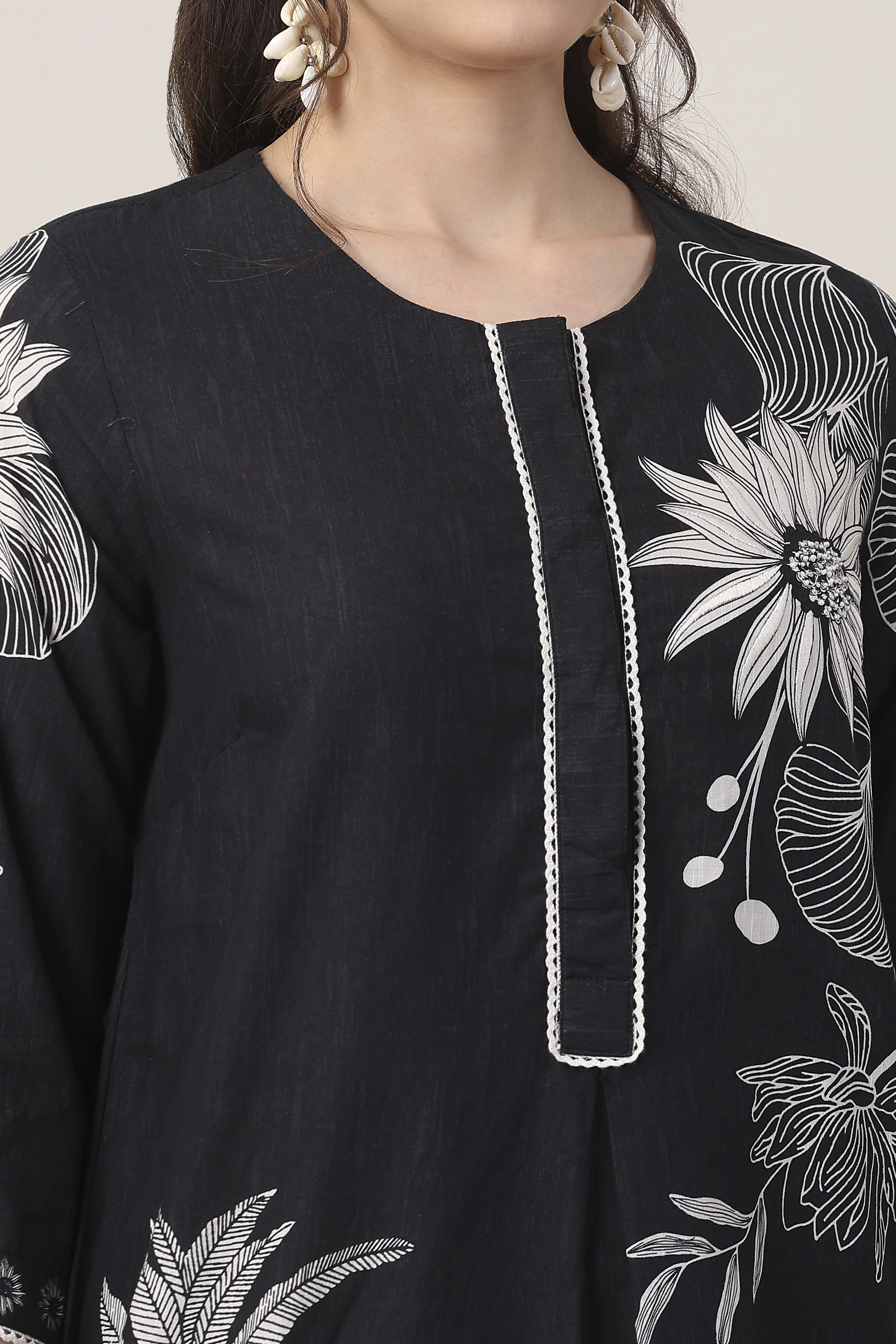 Blue Cotton Floral Printed Straight Suit Set image number 1