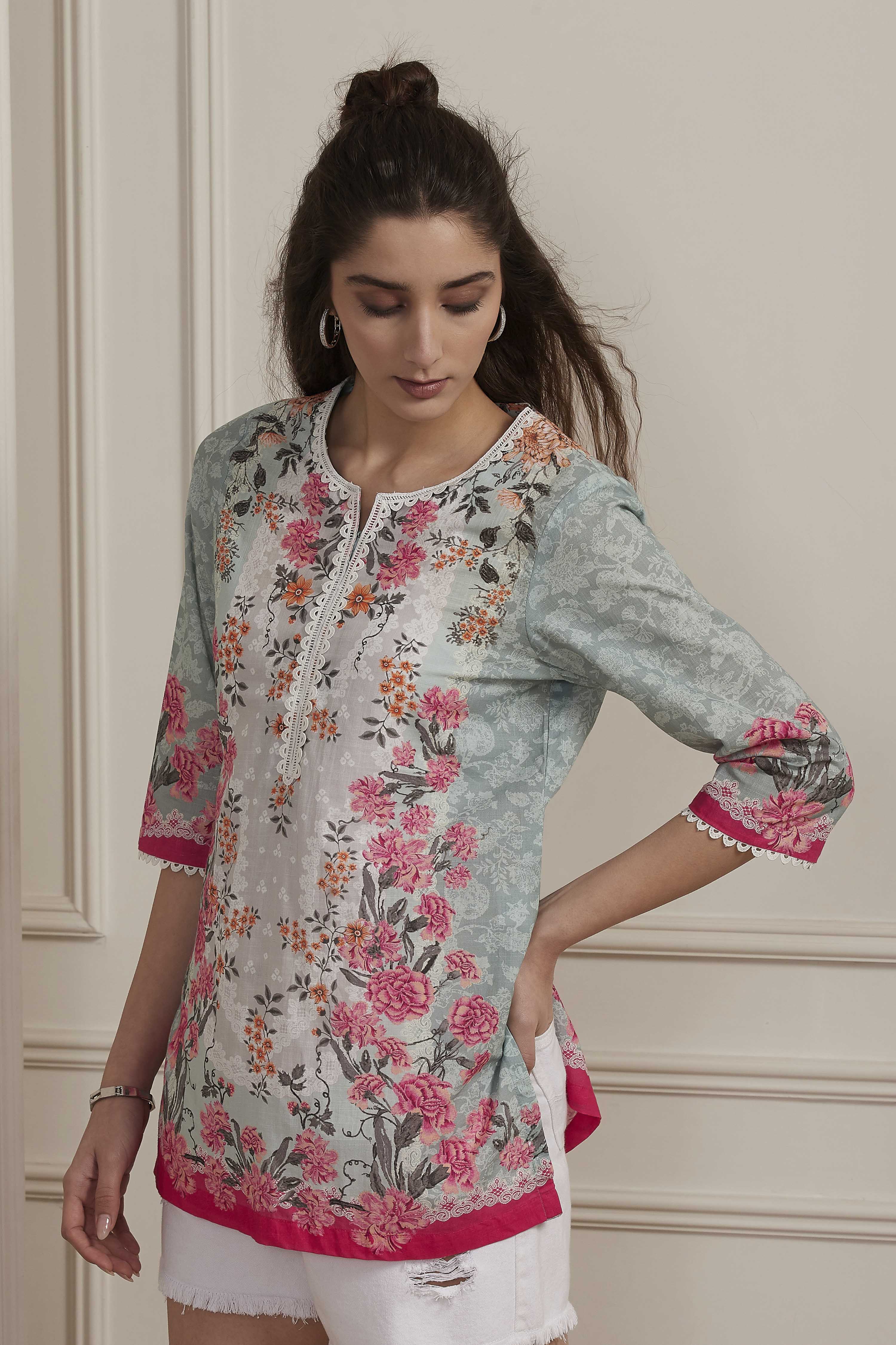 Yellow Cotton Printed Straight Short Kurta image number 2