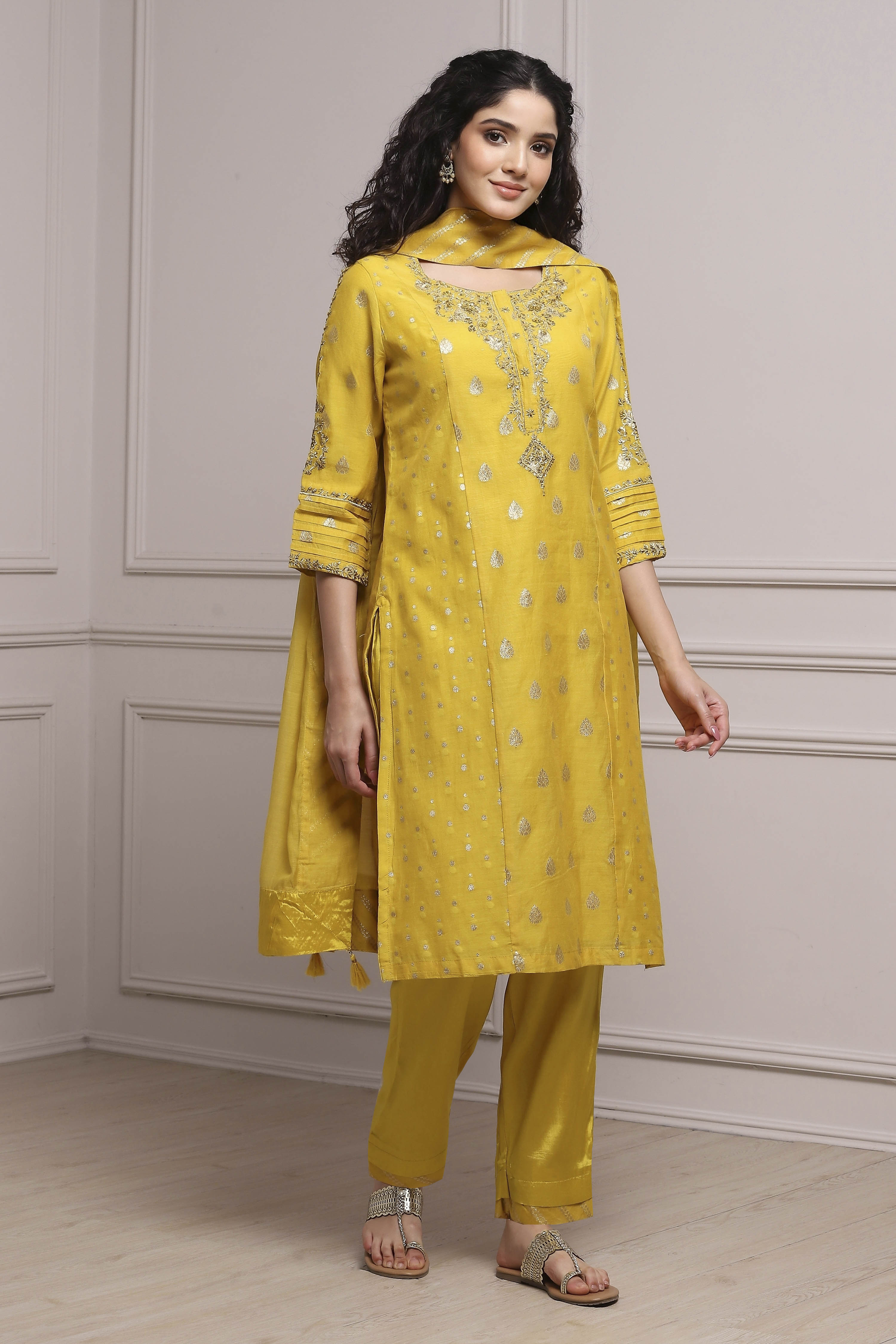 Lime Cotton Blend Straight Yarndyed Suit Set image number 5