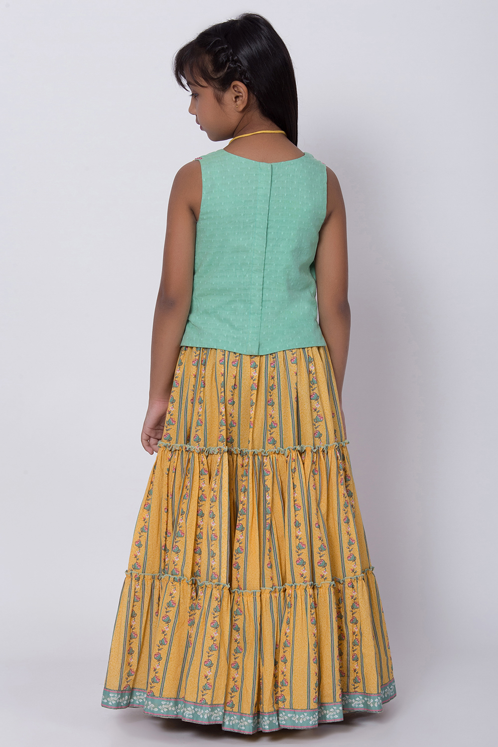 Green And Yellow Printed Skirt Top Set image number 4
