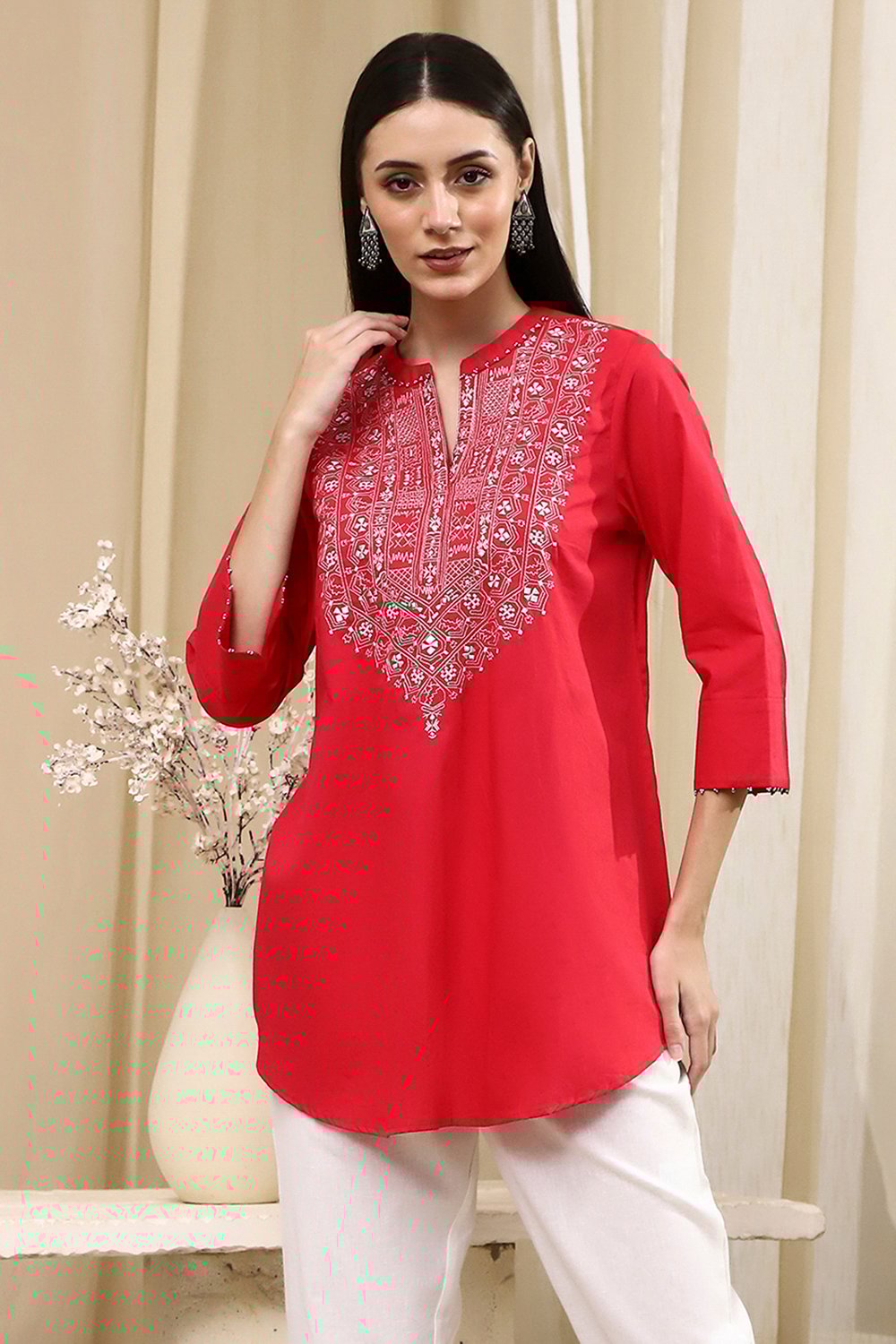 Raspberry Cotton Straight Kurti image number 5