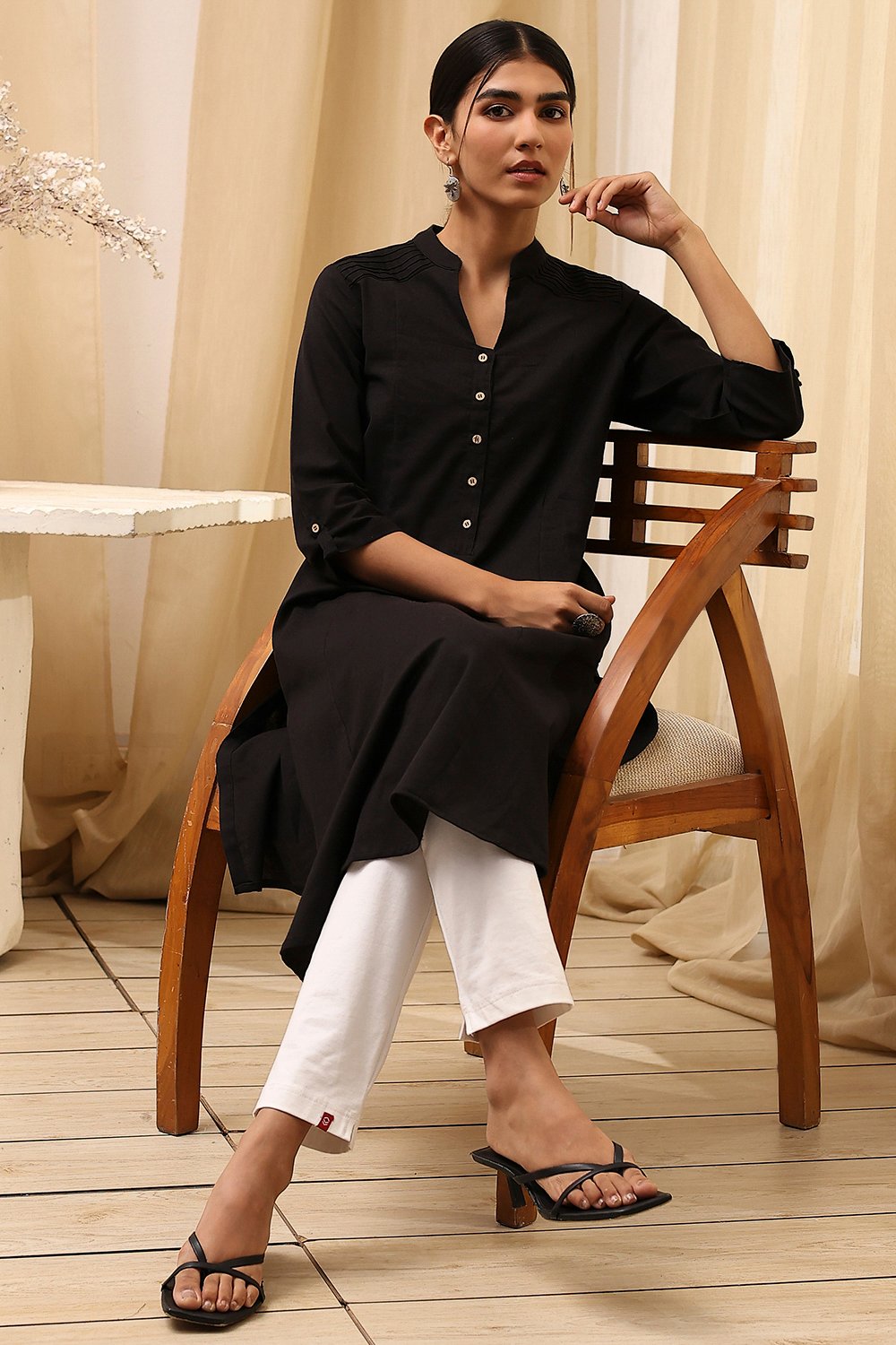 Burgundy Cotton Blend Solid Straight Kurta image number 6