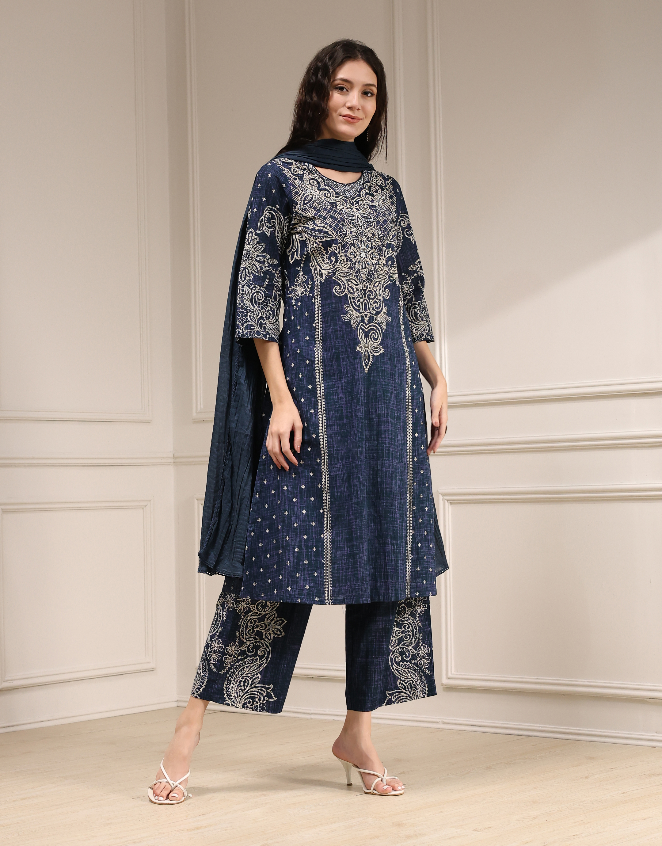 Blue Pure Cotton Printed Straight Suit Set image number 2